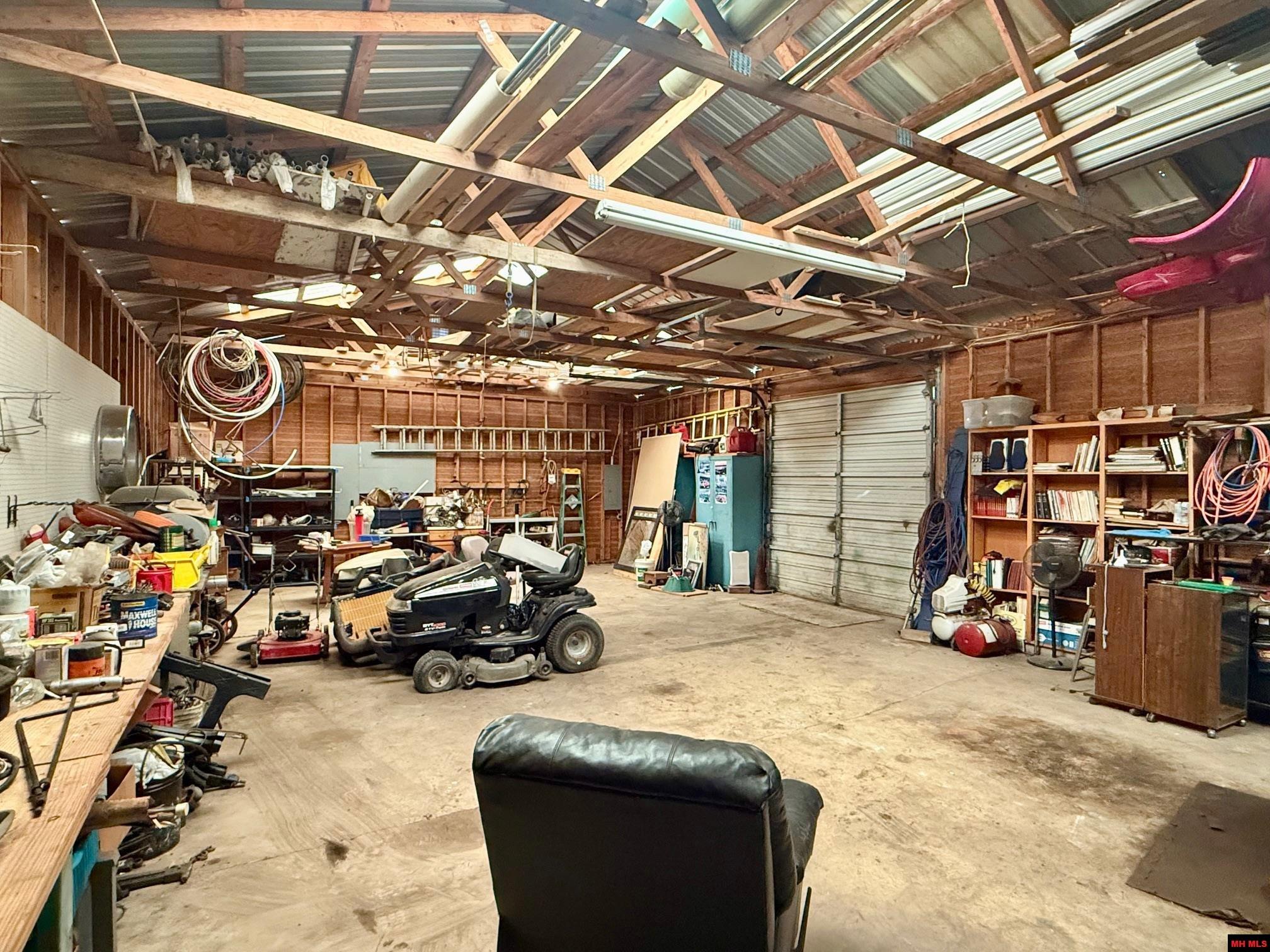 2236 CENTRAL BOULEVARD Bull Shoals, AR