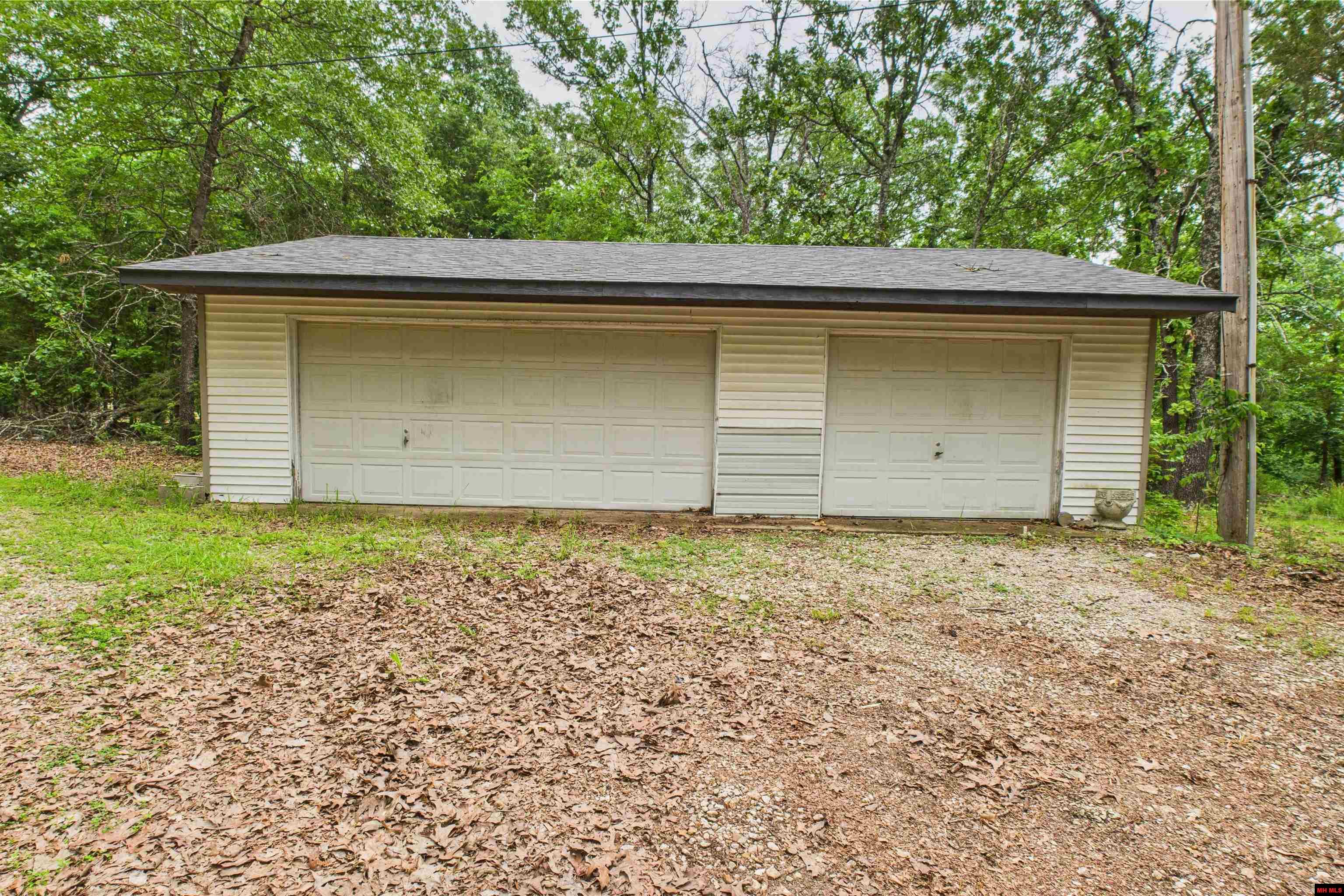 493 MC 6068 Flippin, AR