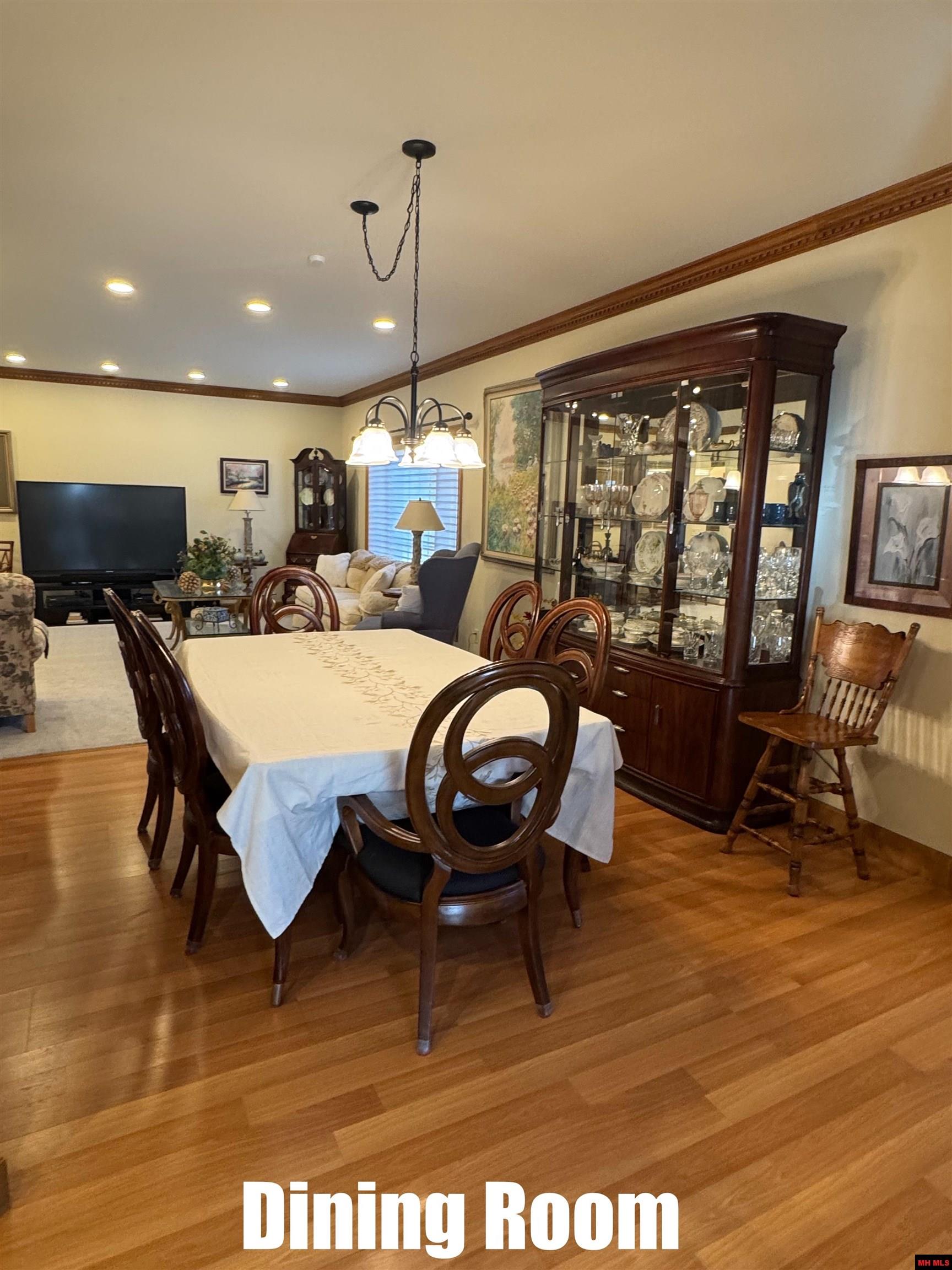 960 PEBBLECREEK DRIVE Mountain Home, AR