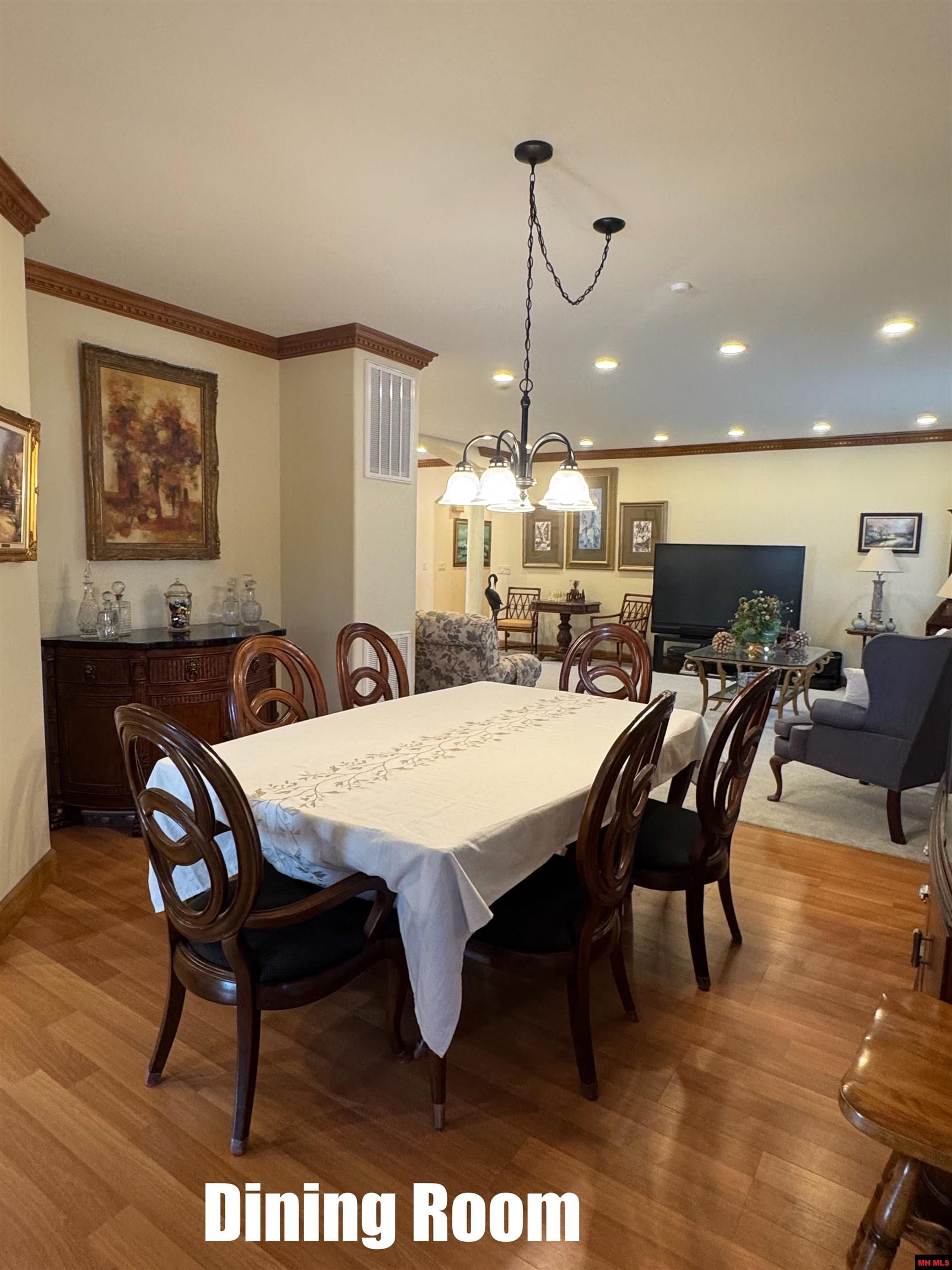 960 PEBBLECREEK DRIVE Mountain Home, AR