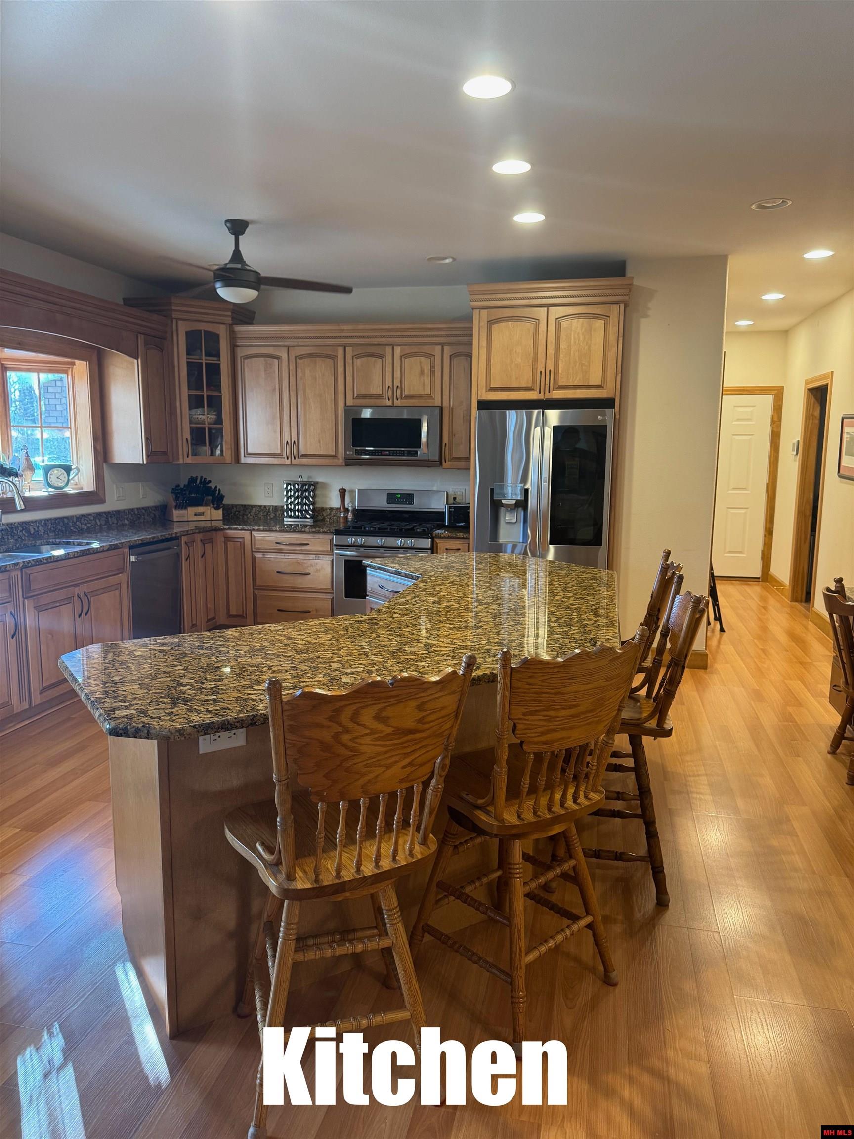 960 PEBBLECREEK DRIVE Mountain Home, AR
