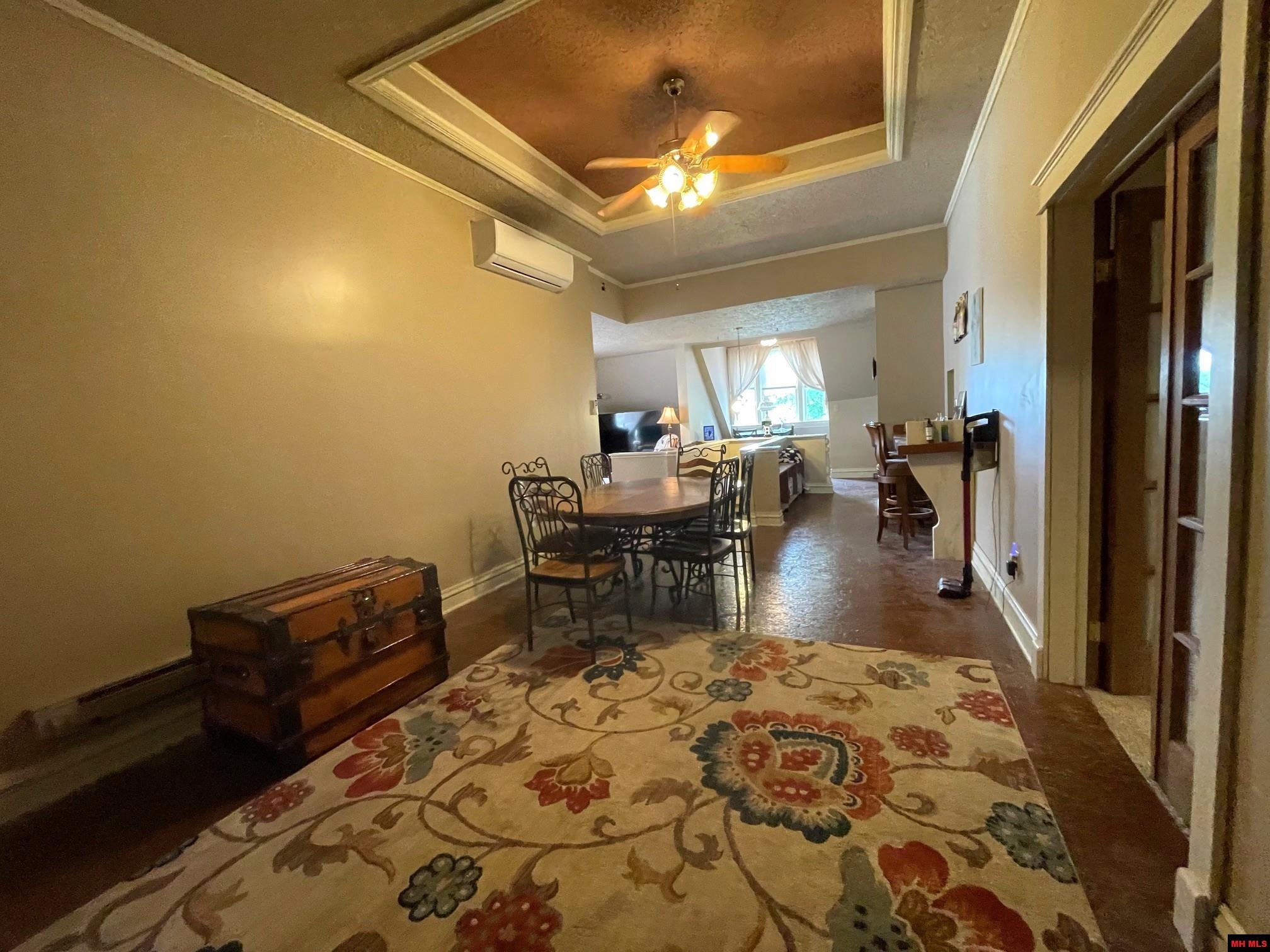 359 VALLEY STREET Yellville, AR 72687