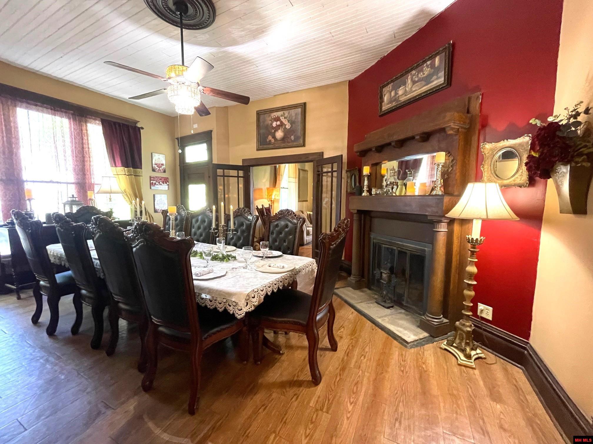 359 VALLEY STREET Yellville, AR 72687