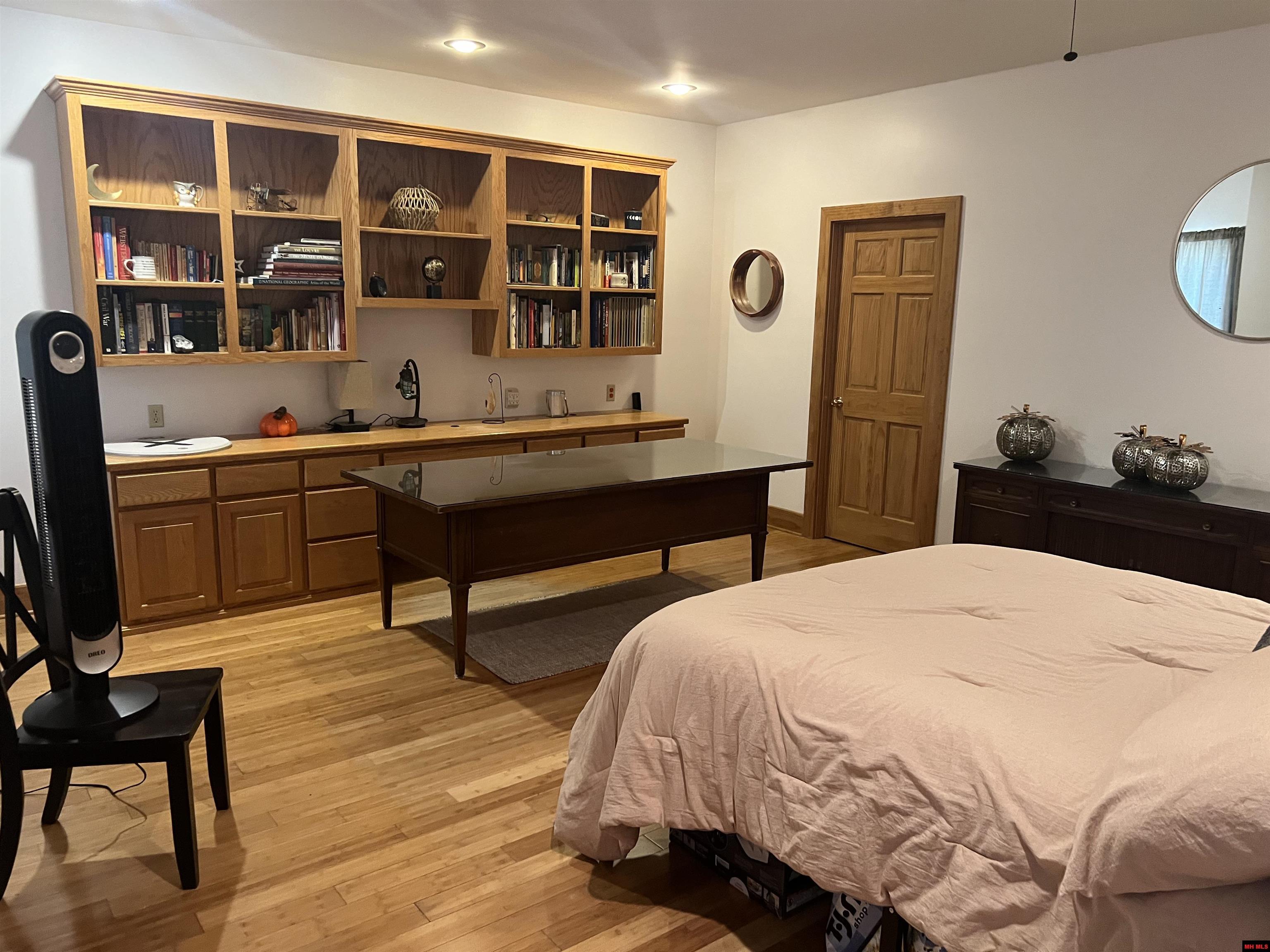 207 & 211 E OLD MAIN STREET Yellville, AR