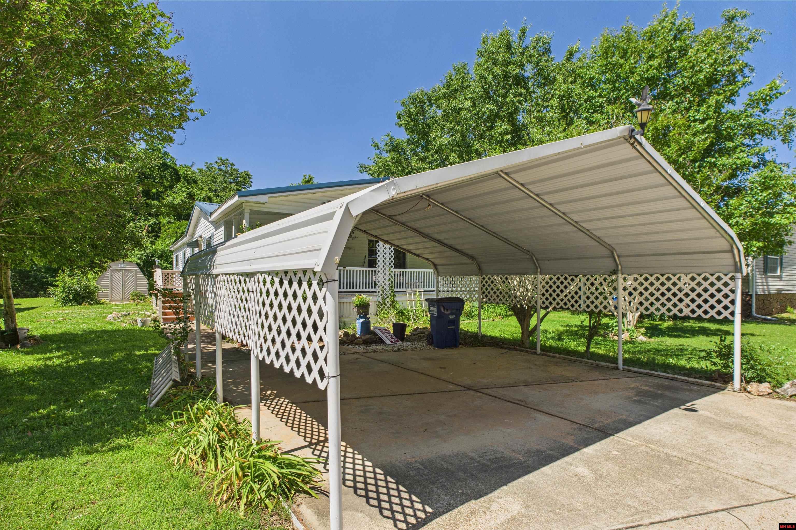 1236 GLENBRIAR COURT Mountain Home, AR