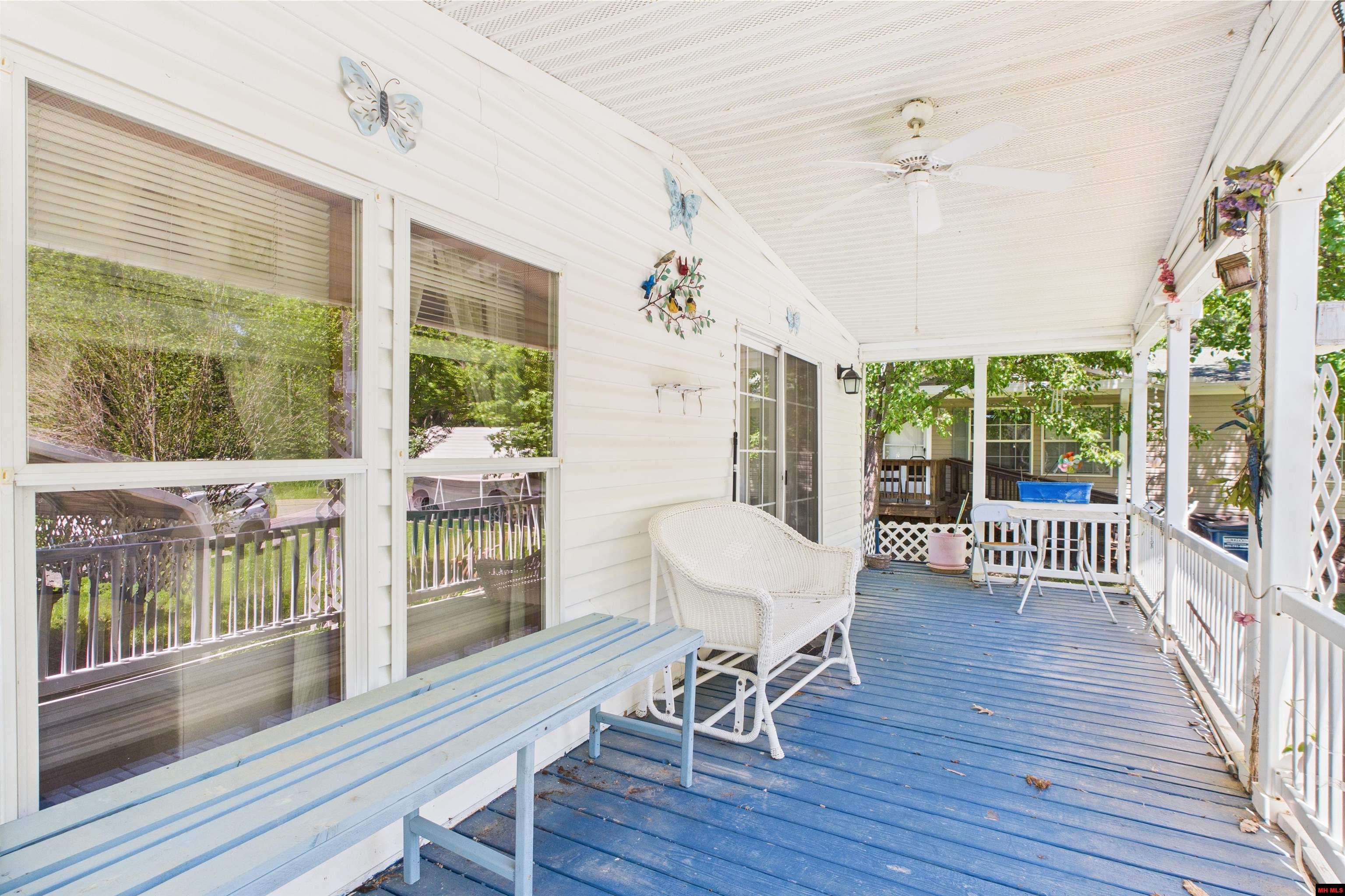 1236 GLENBRIAR COURT Mountain Home, AR
