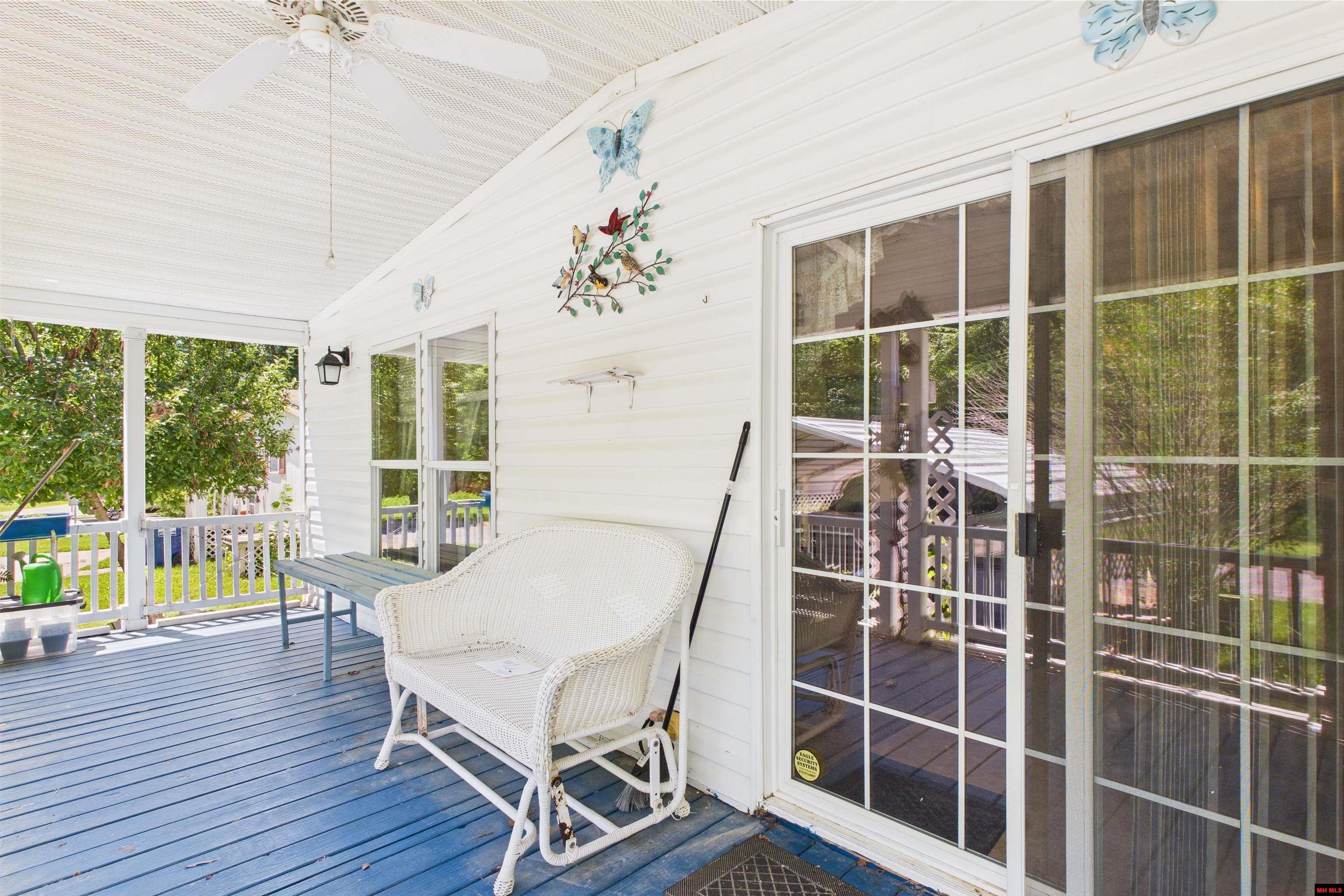 1236 GLENBRIAR COURT Mountain Home, AR