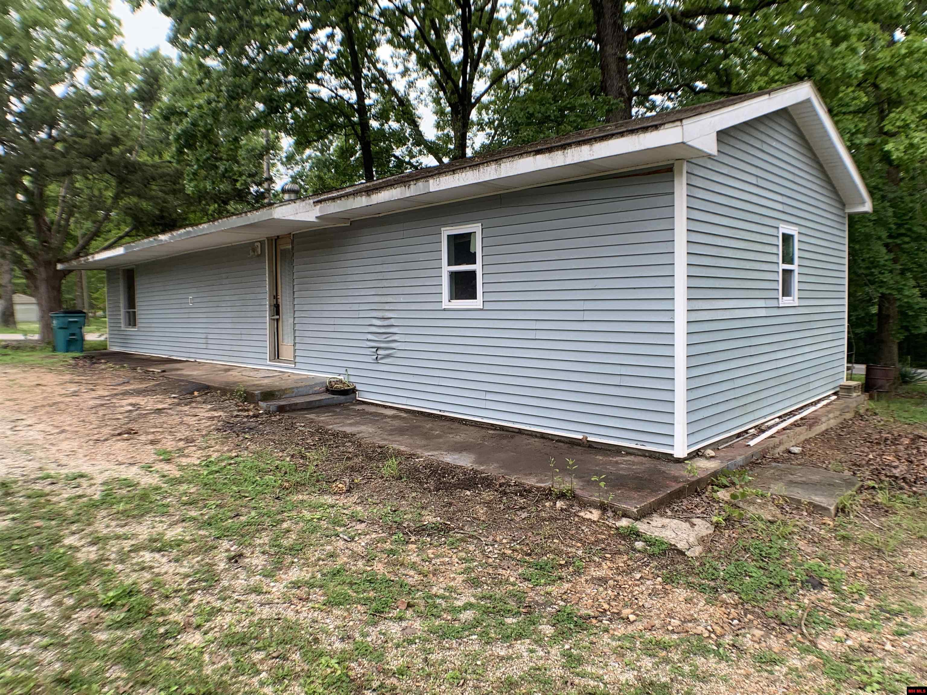218 SUMMIT AVENUE Bull Shoals, AR
