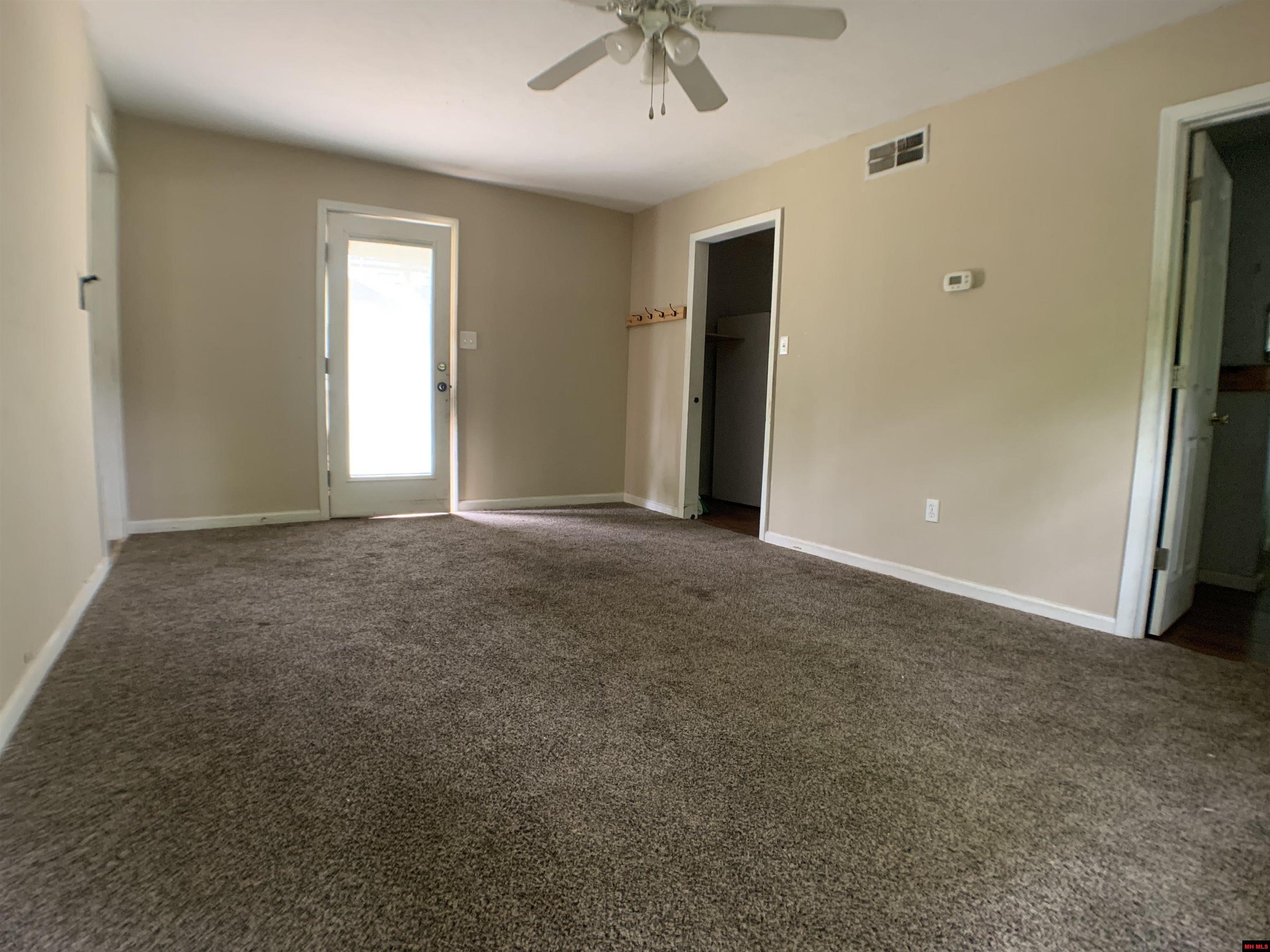 218 SUMMIT AVENUE Bull Shoals, AR