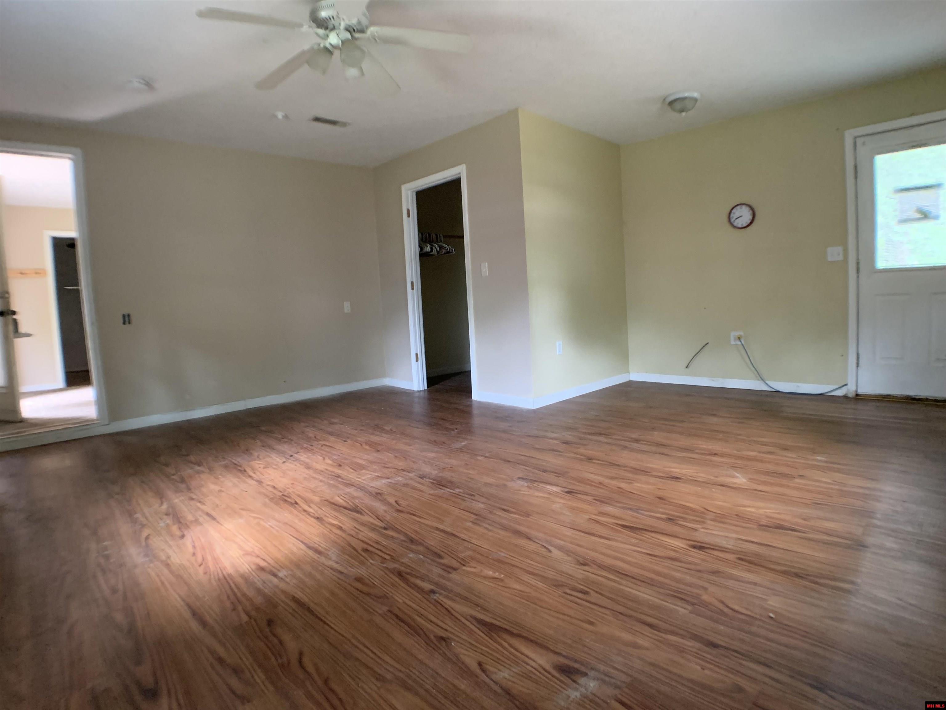 218 SUMMIT AVENUE Bull Shoals, AR