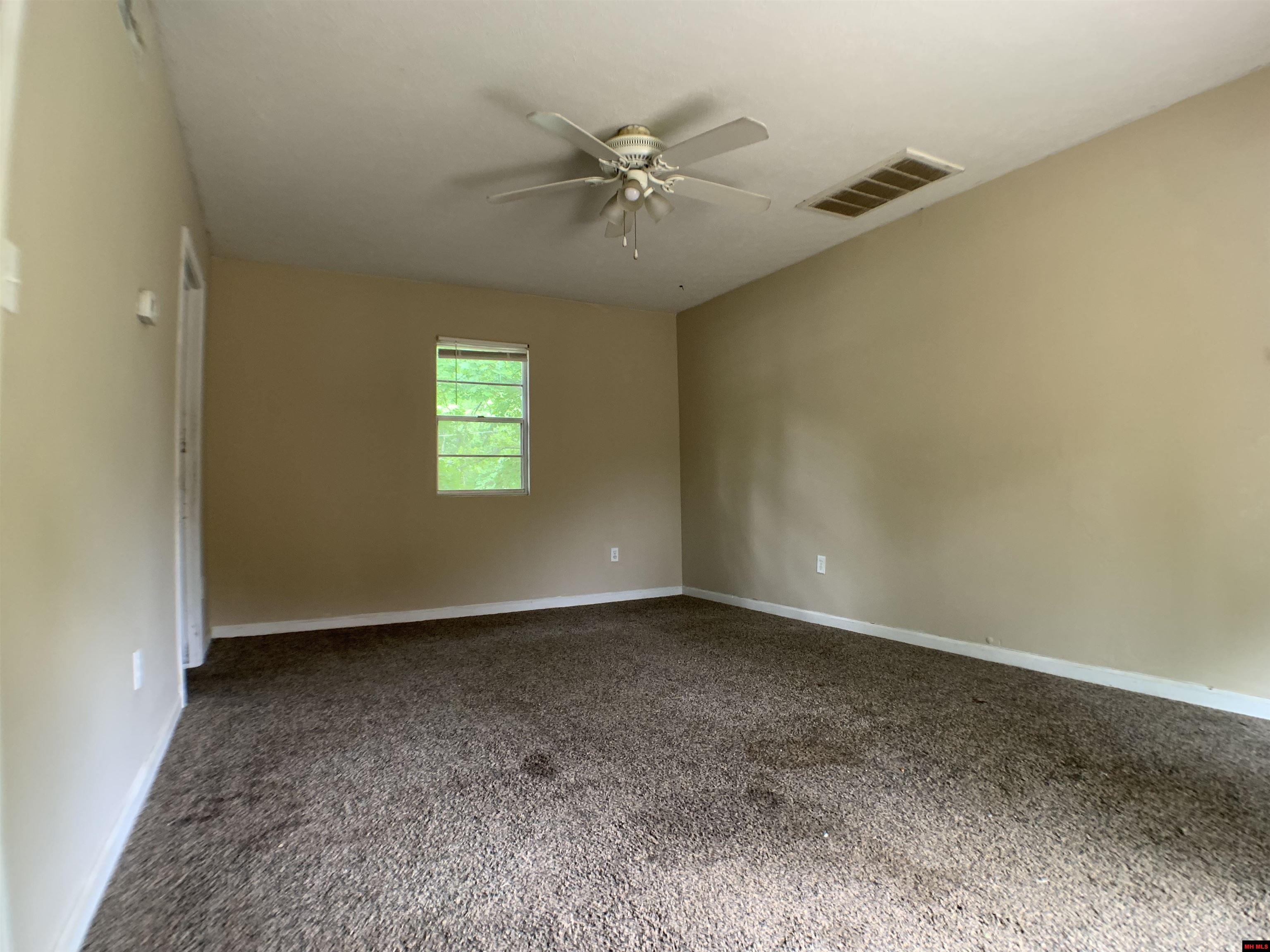 218 SUMMIT AVENUE Bull Shoals, AR