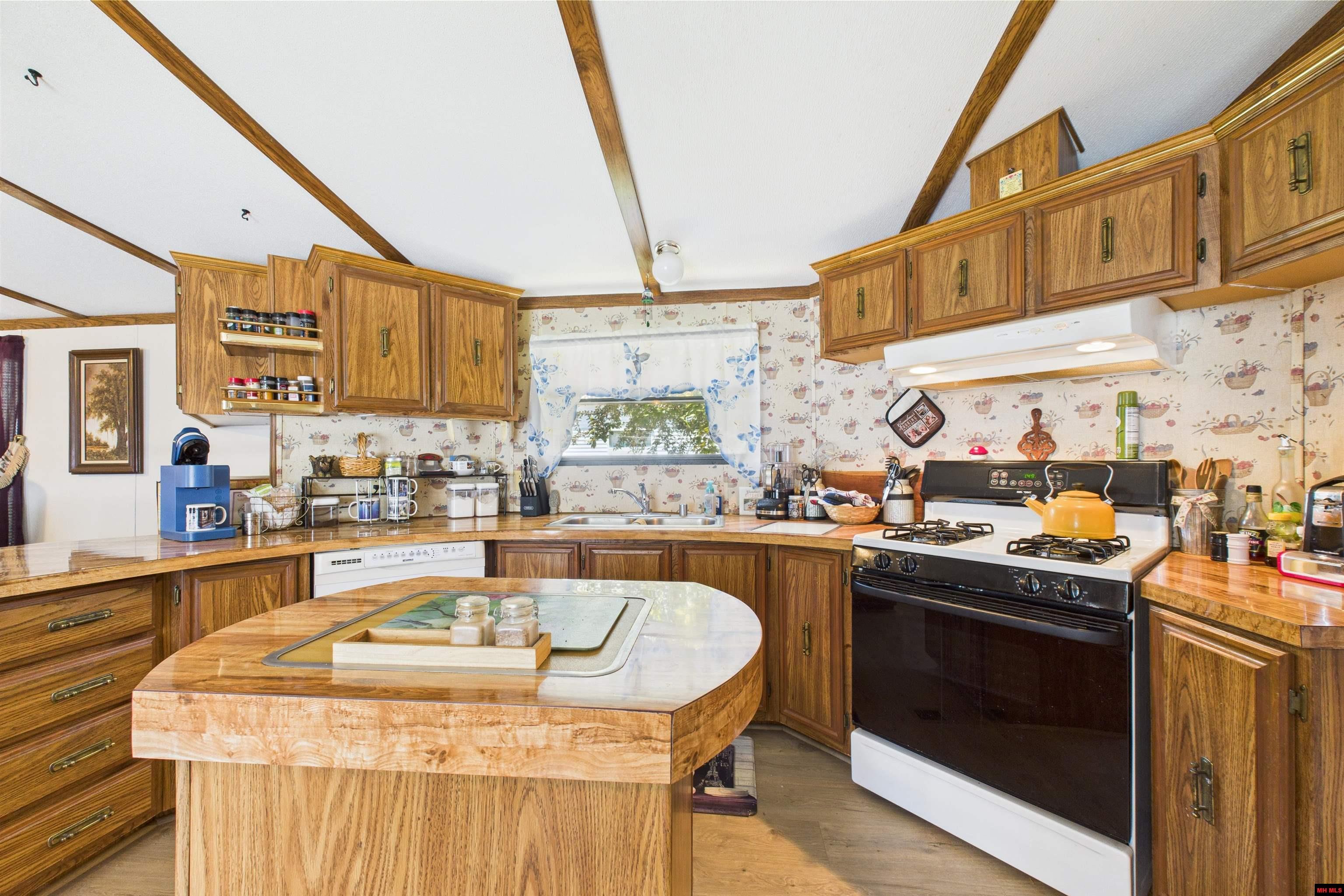 43 NORA COURT Mountain Home, AR