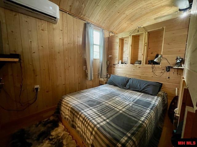 11387 HWY 14 Yellville, AR 72687