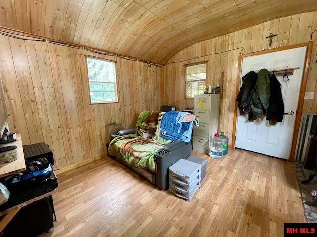 11387 HWY 14 Yellville, AR 72687