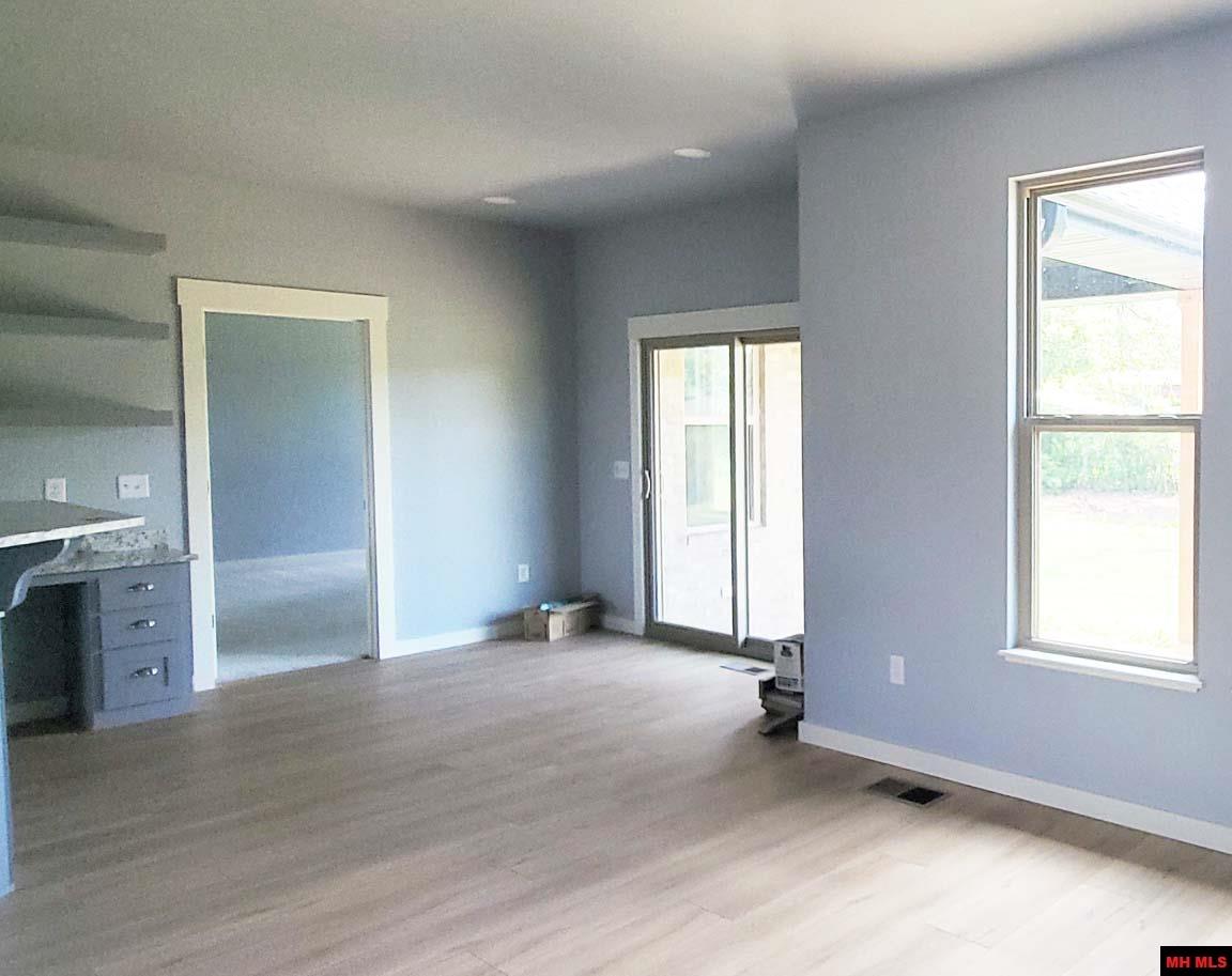 238 S SHEEKS DRIVE Mountain Home, AR