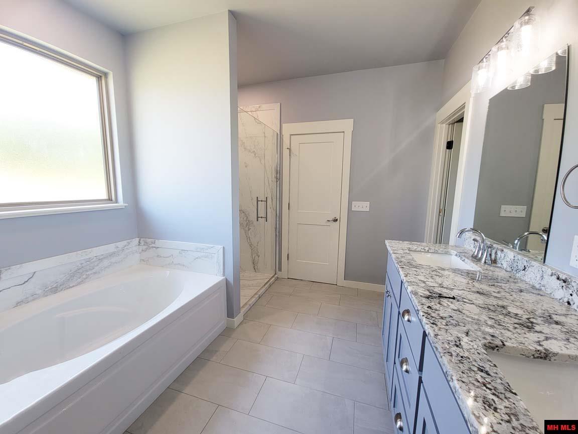 238 S SHEEKS DRIVE Mountain Home, AR