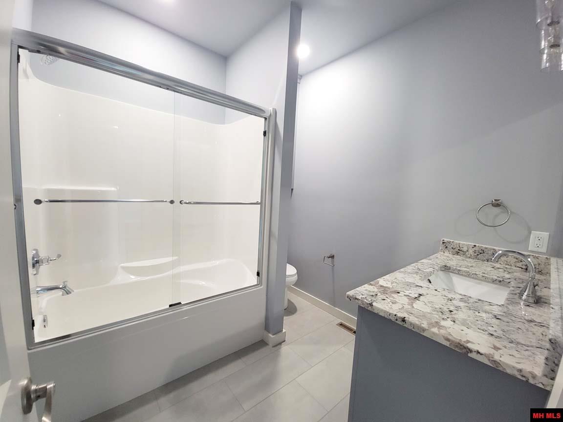 238 S SHEEKS DRIVE Mountain Home, AR