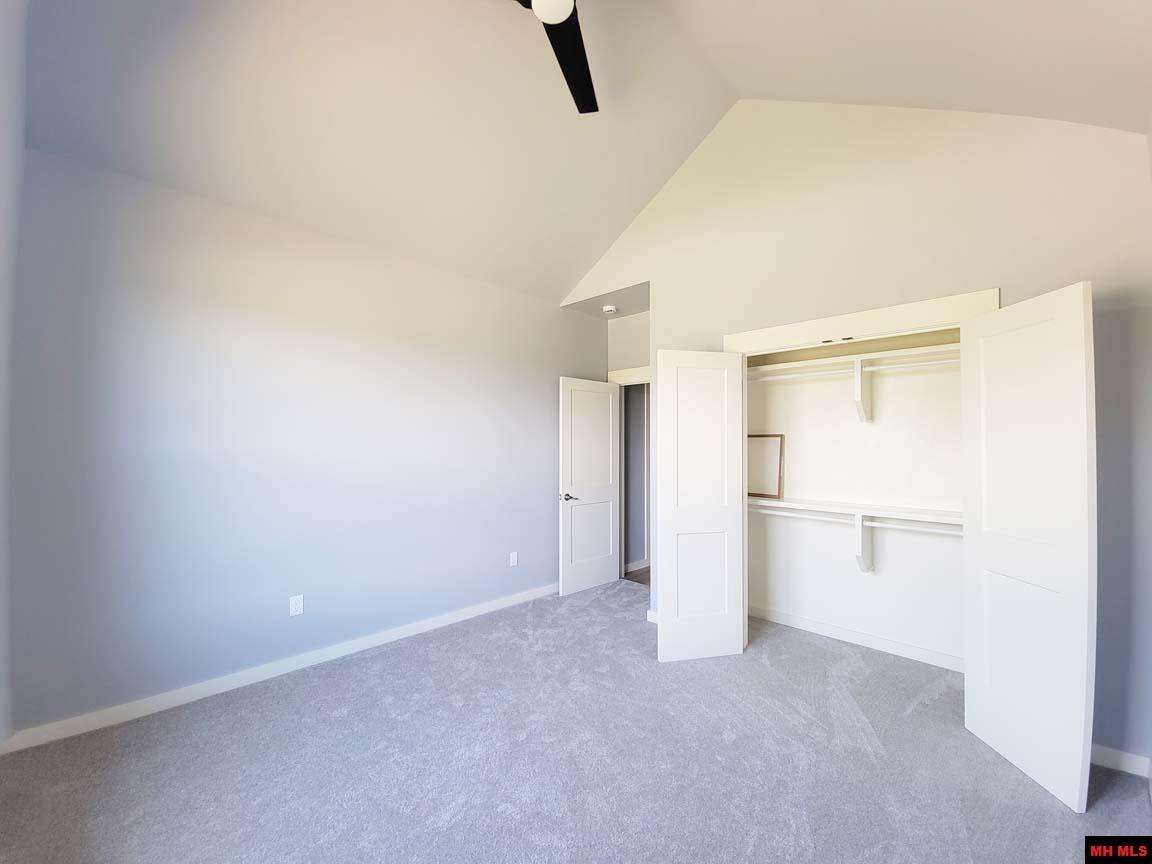 238 S SHEEKS DRIVE Mountain Home, AR