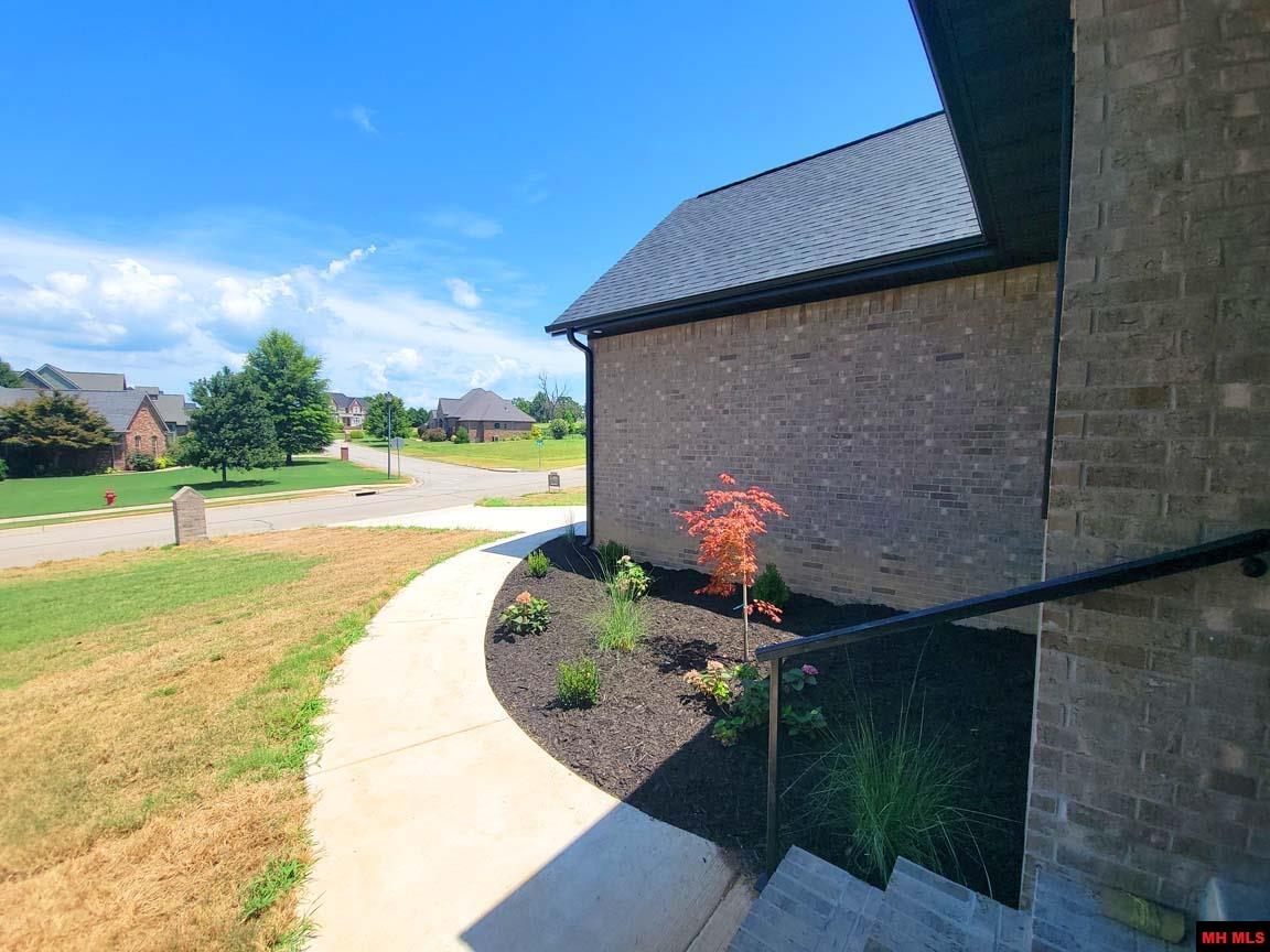 238 S SHEEKS DRIVE Mountain Home, AR