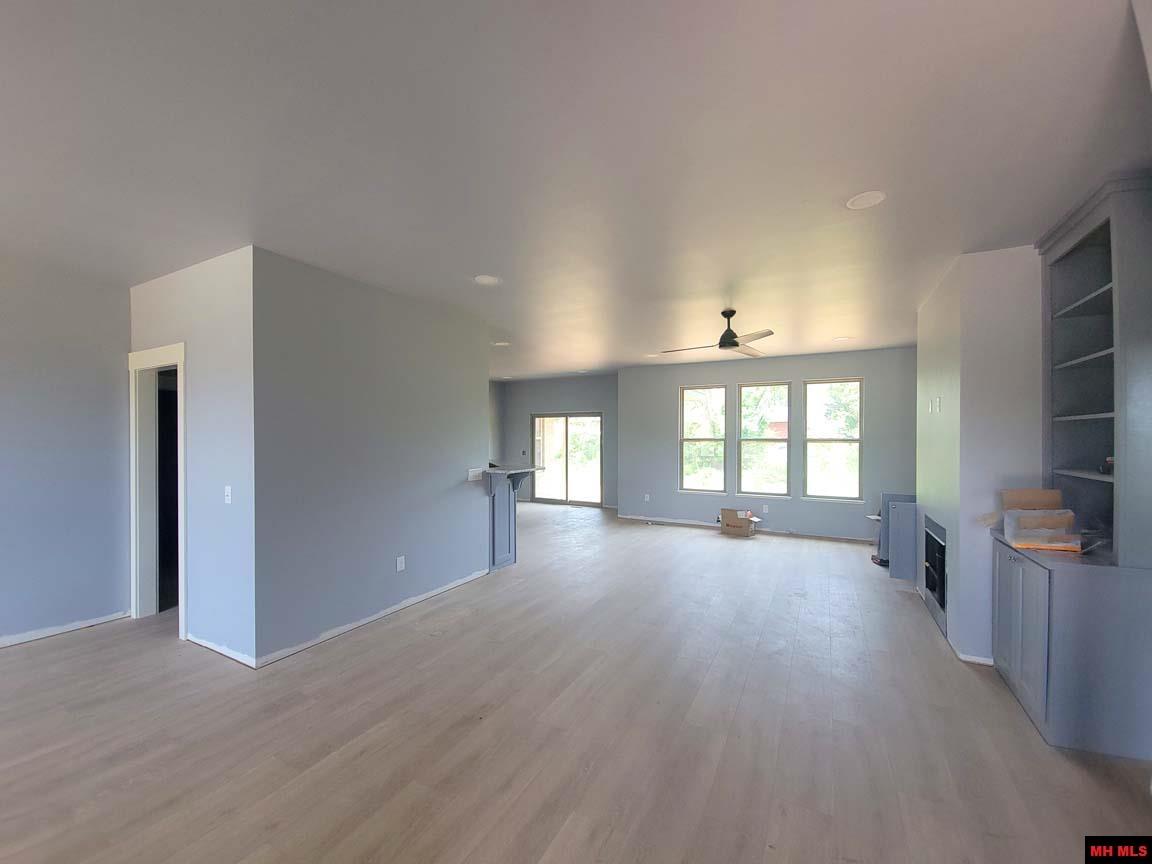 238 S SHEEKS DRIVE Mountain Home, AR