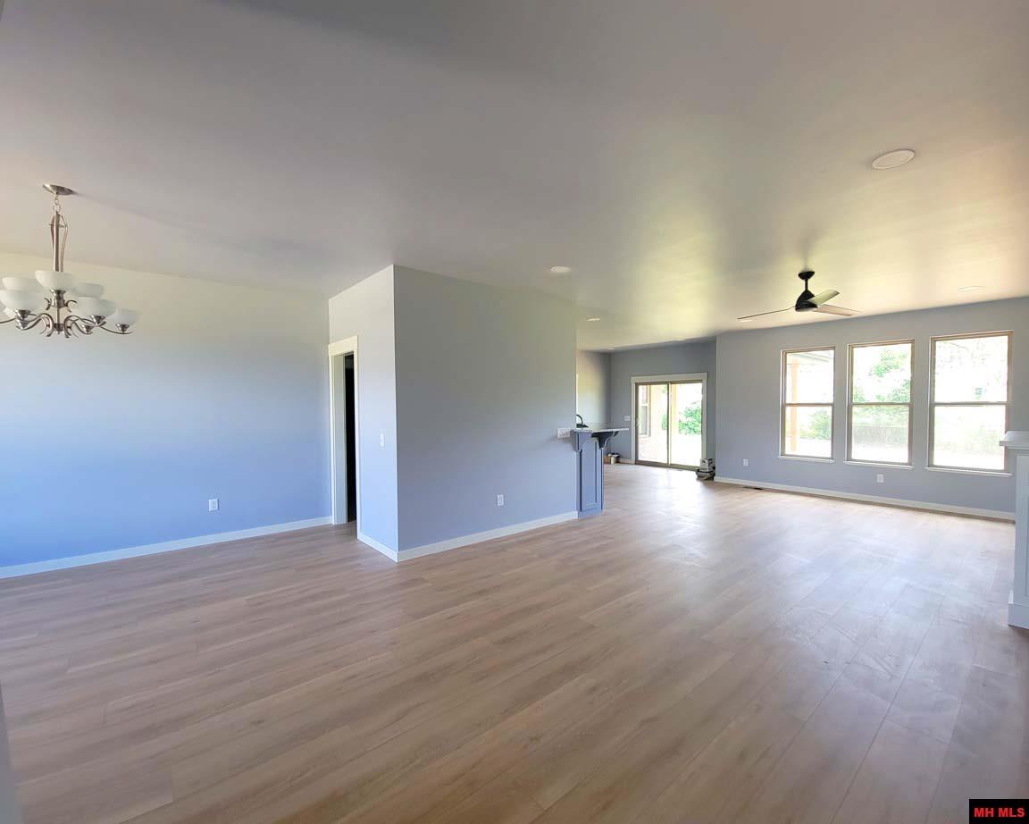 238 S SHEEKS DRIVE Mountain Home, AR