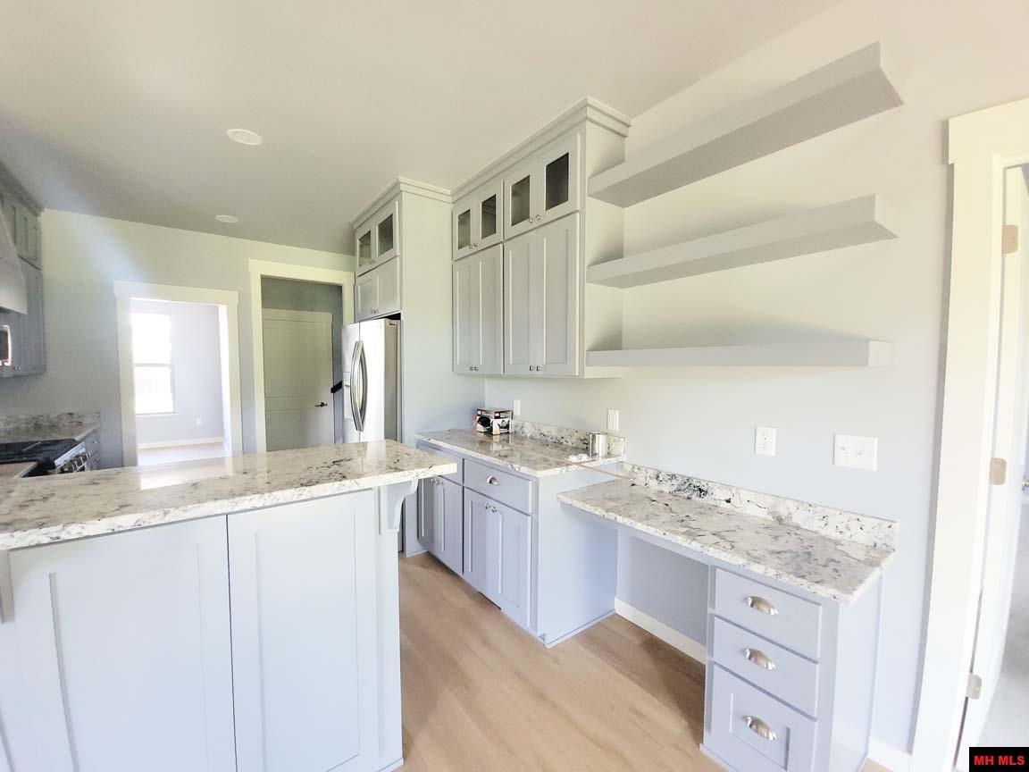 238 S SHEEKS DRIVE Mountain Home, AR