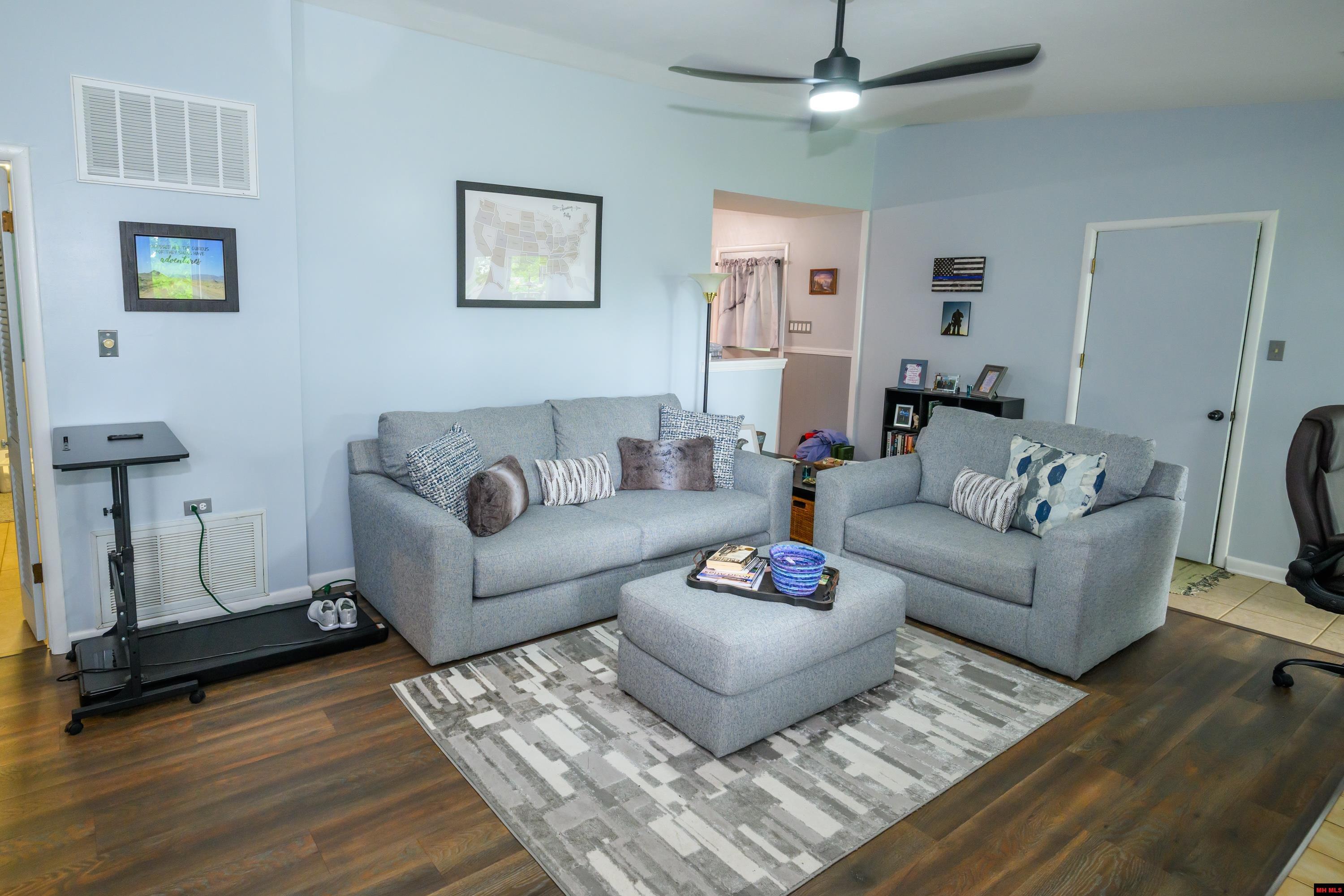 83 CRESTVIEW ROAD Mountain Home, AR
