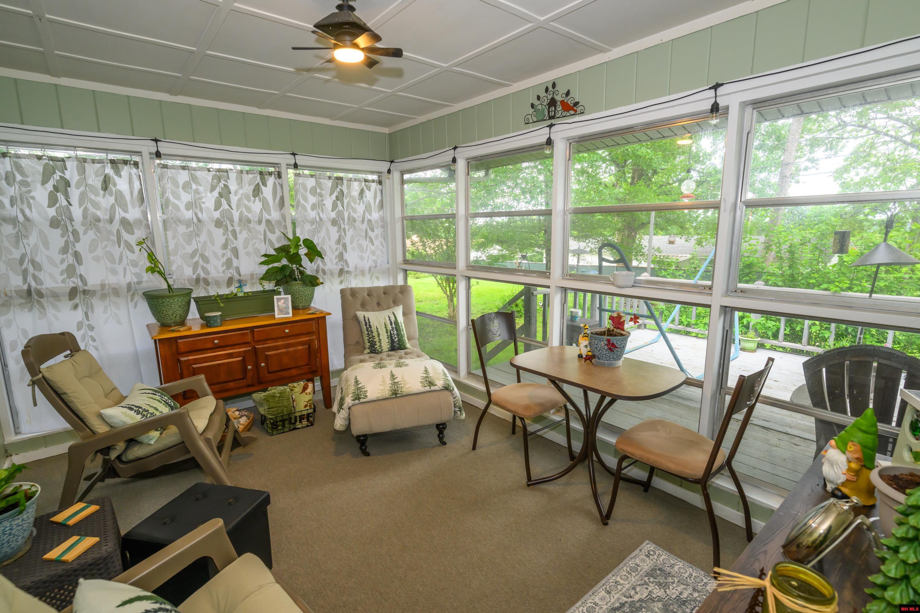 83 CRESTVIEW ROAD Mountain Home, AR