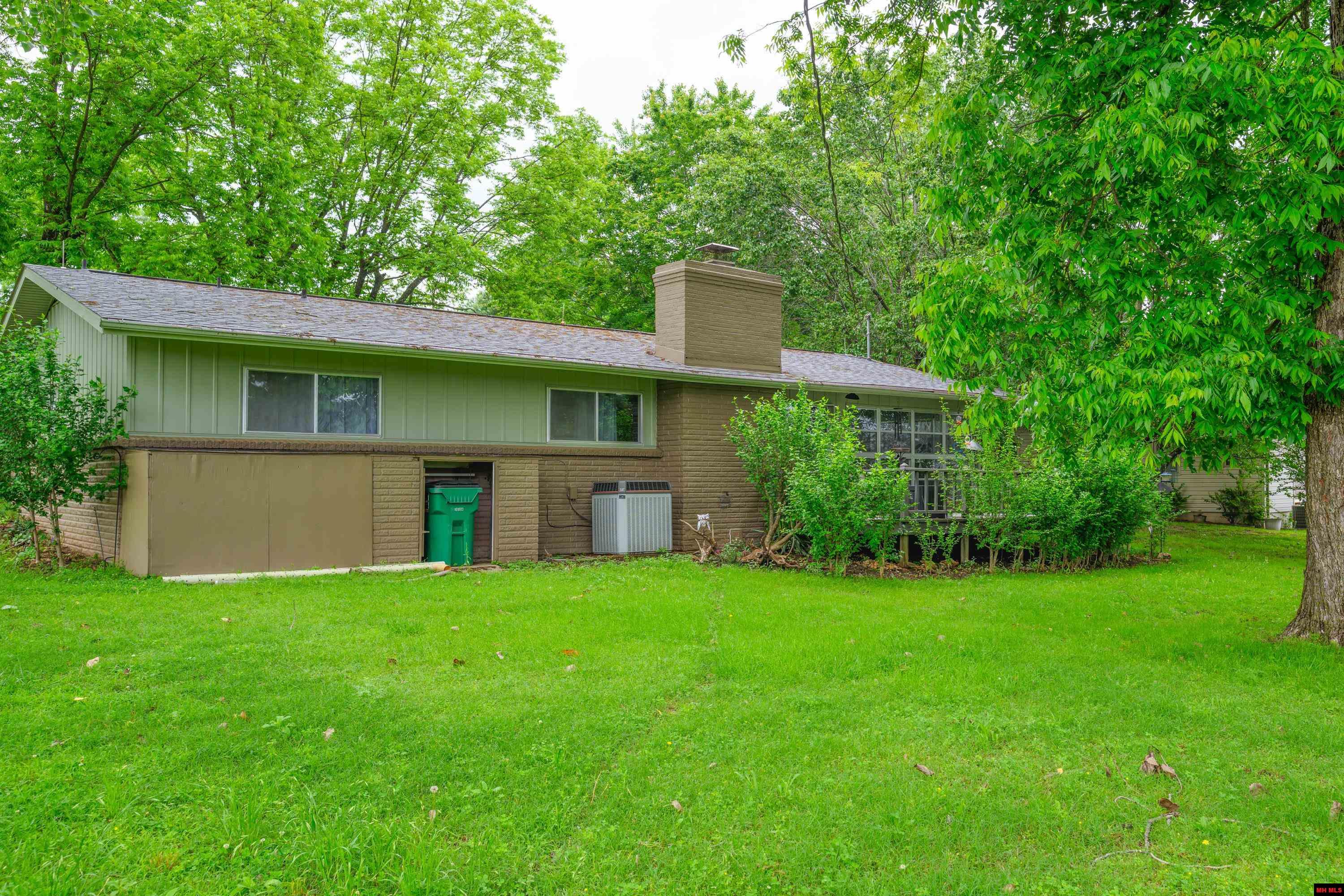 83 CRESTVIEW ROAD Mountain Home, AR