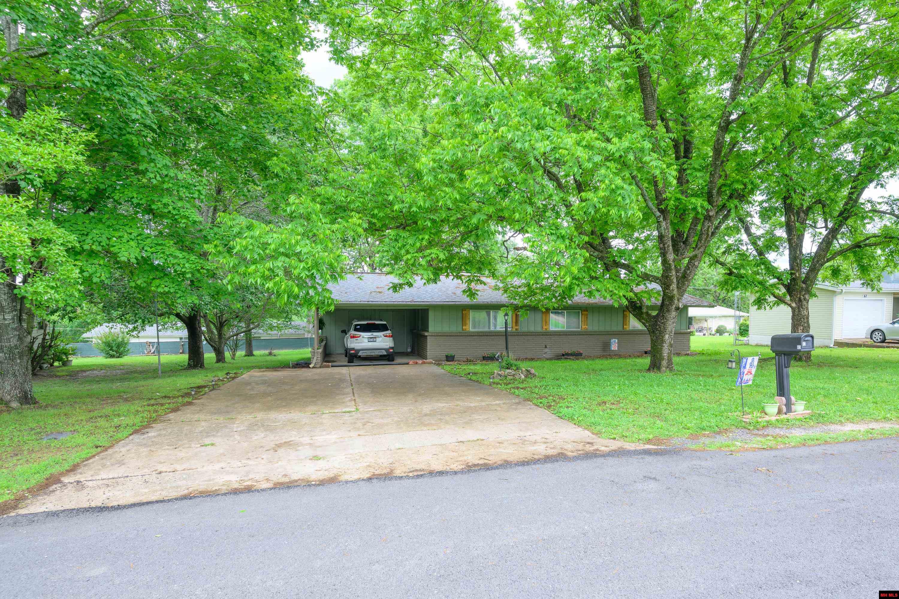 83 CRESTVIEW ROAD Mountain Home, AR