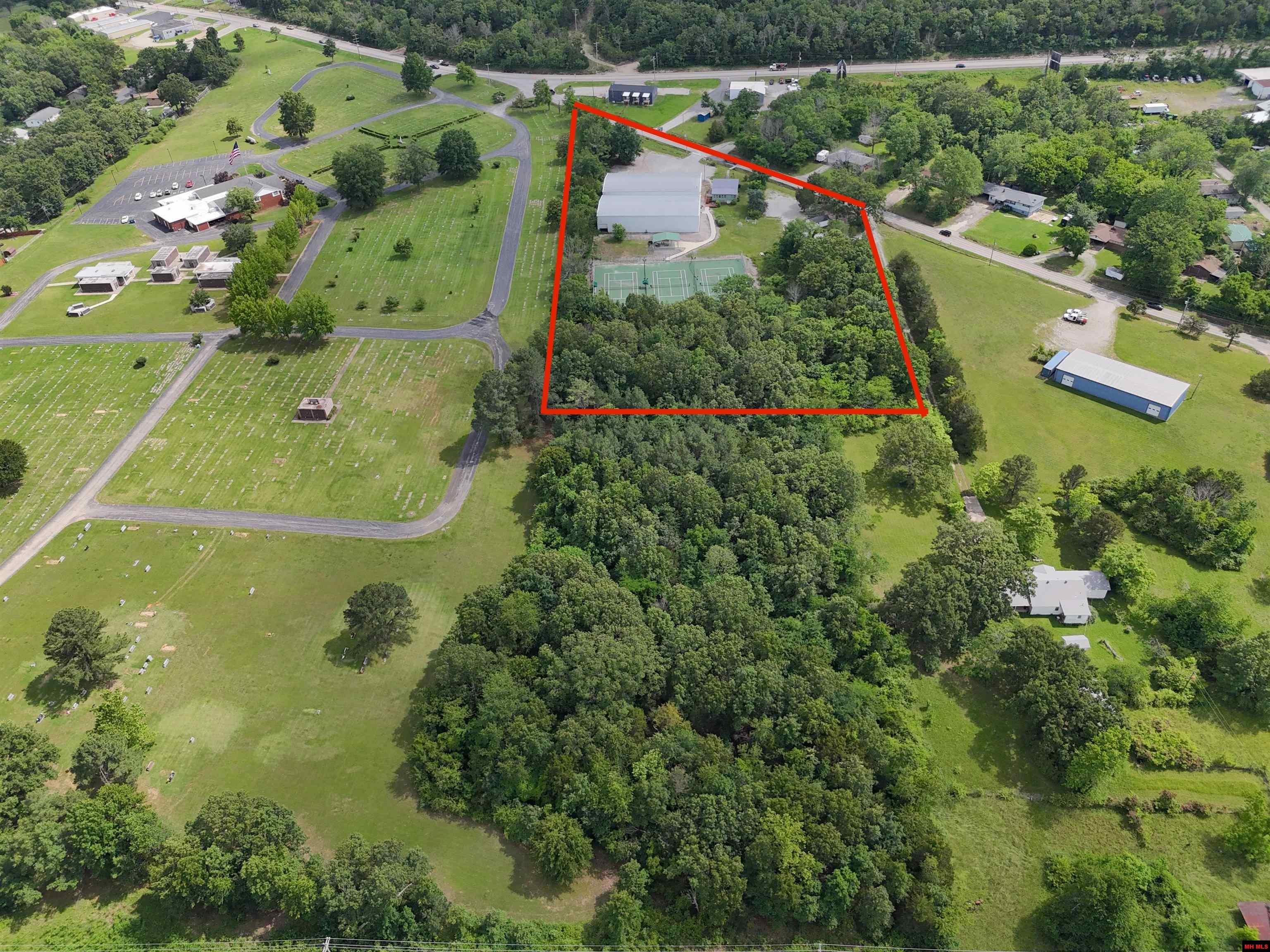 111 CR 27 Mountain Home, AR