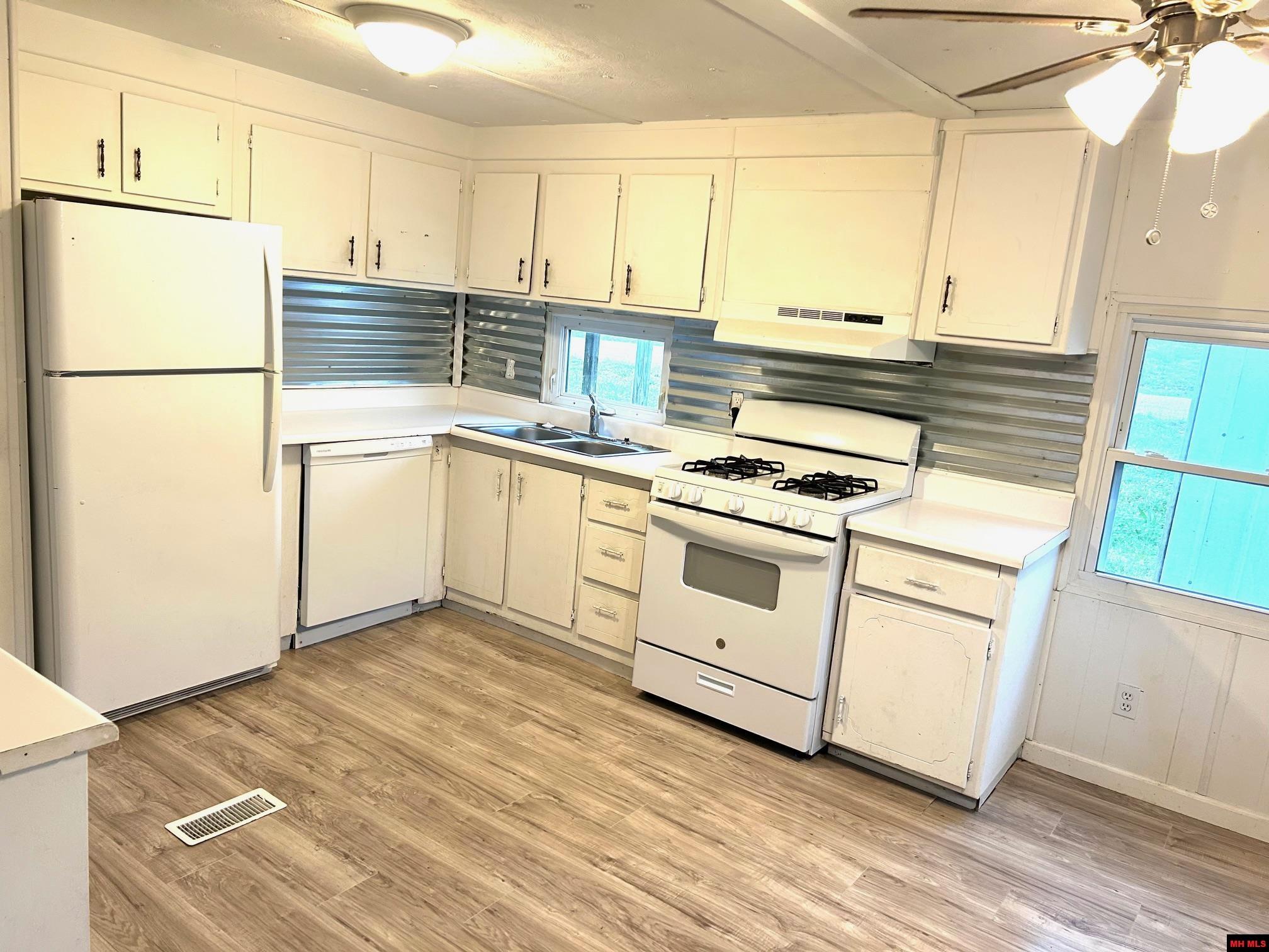 253 CR 27 Mountain Home, AR