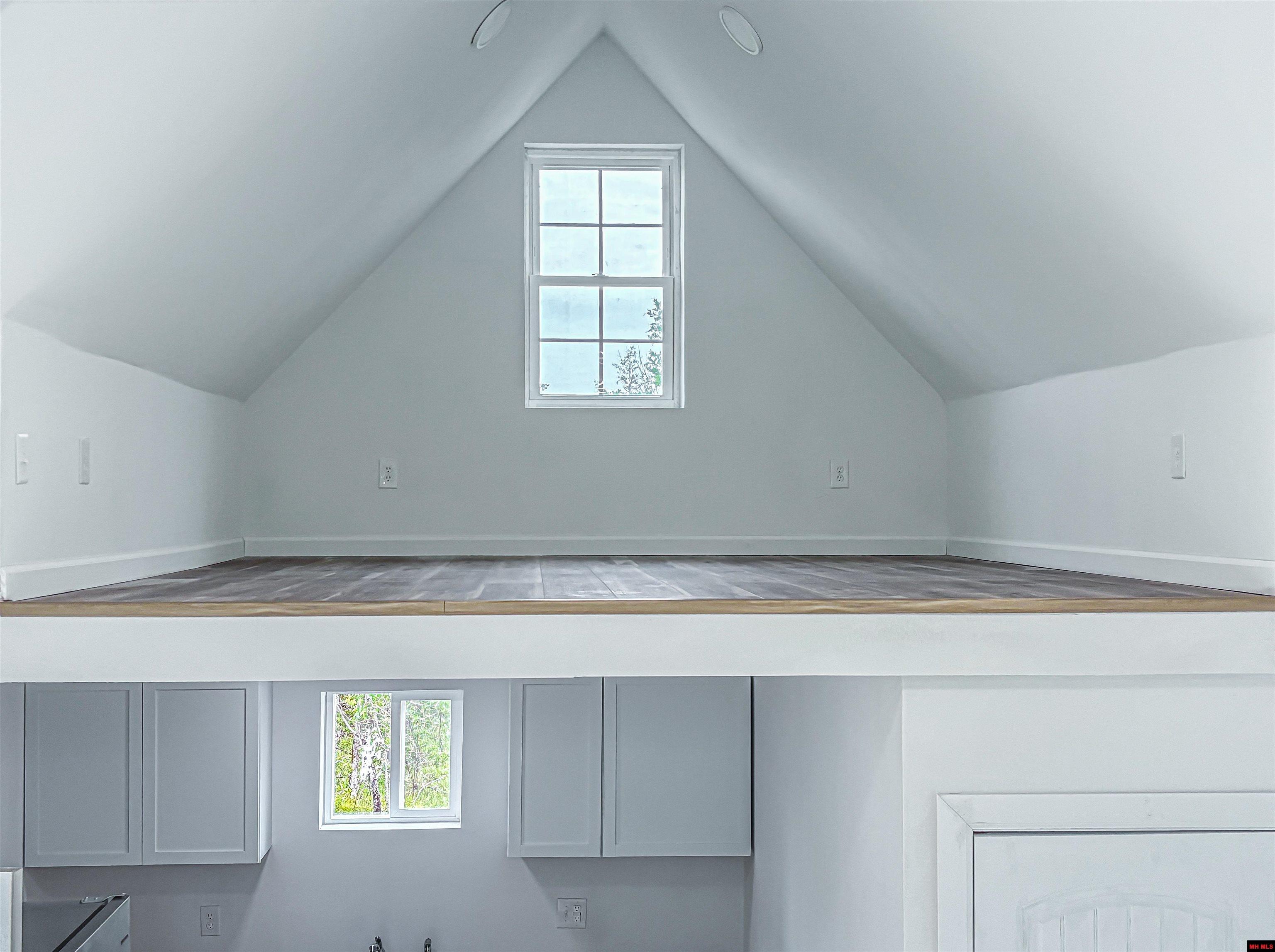 5 MC 2028 Yellville, AR 72687