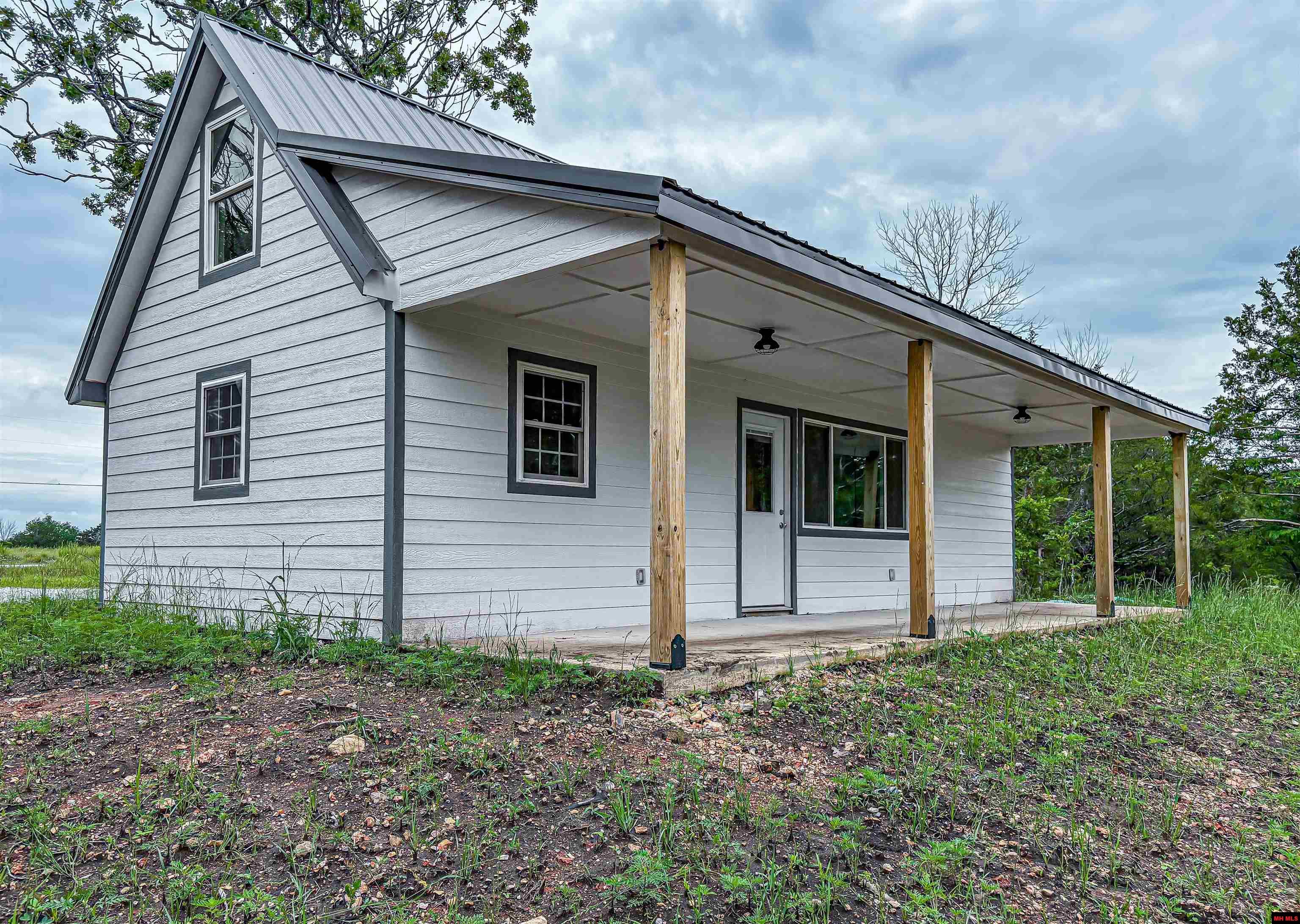 5 MC 2028 Yellville, AR 72687