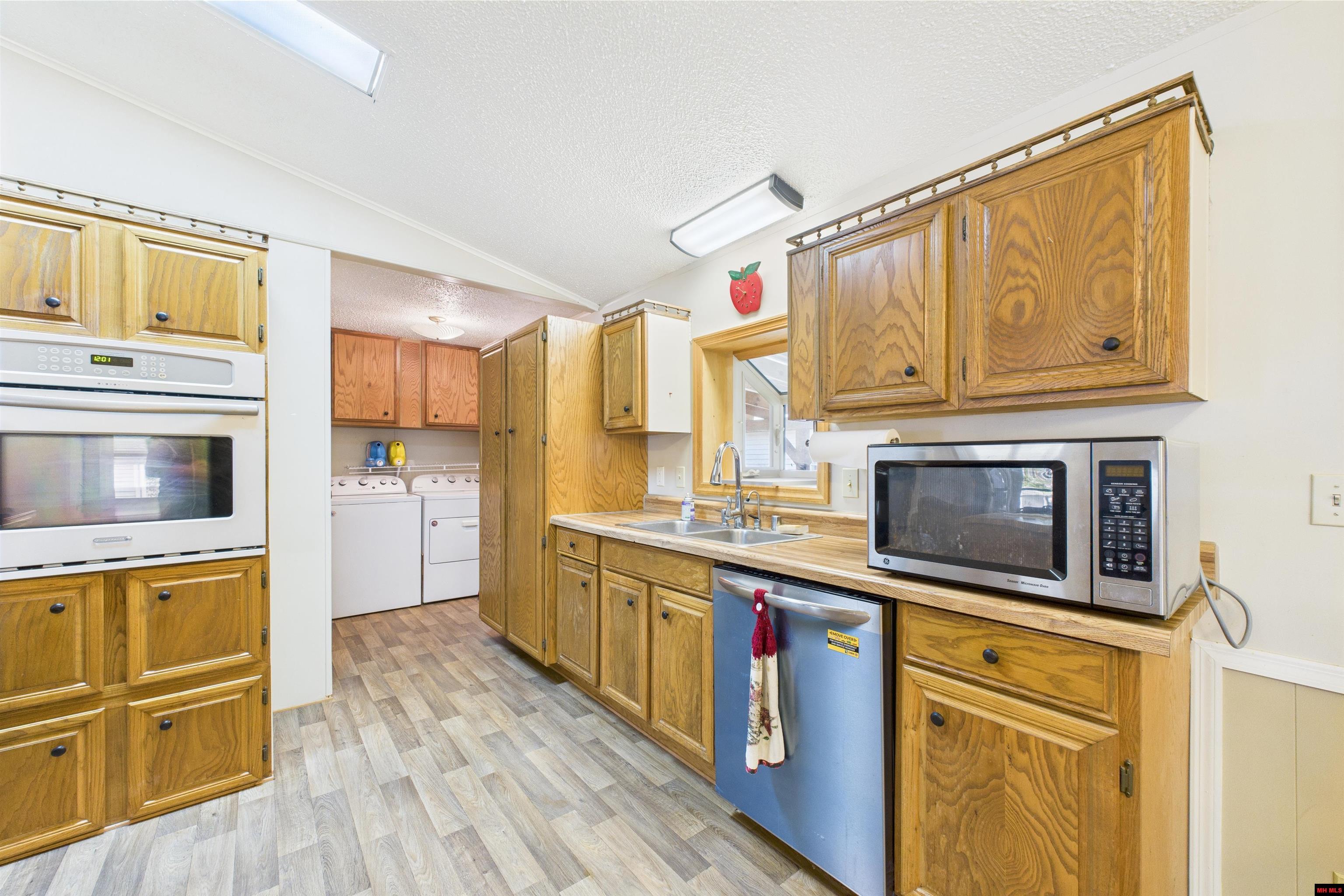 107 GRANDCHILDREN DRIVE Mountain Home, AR