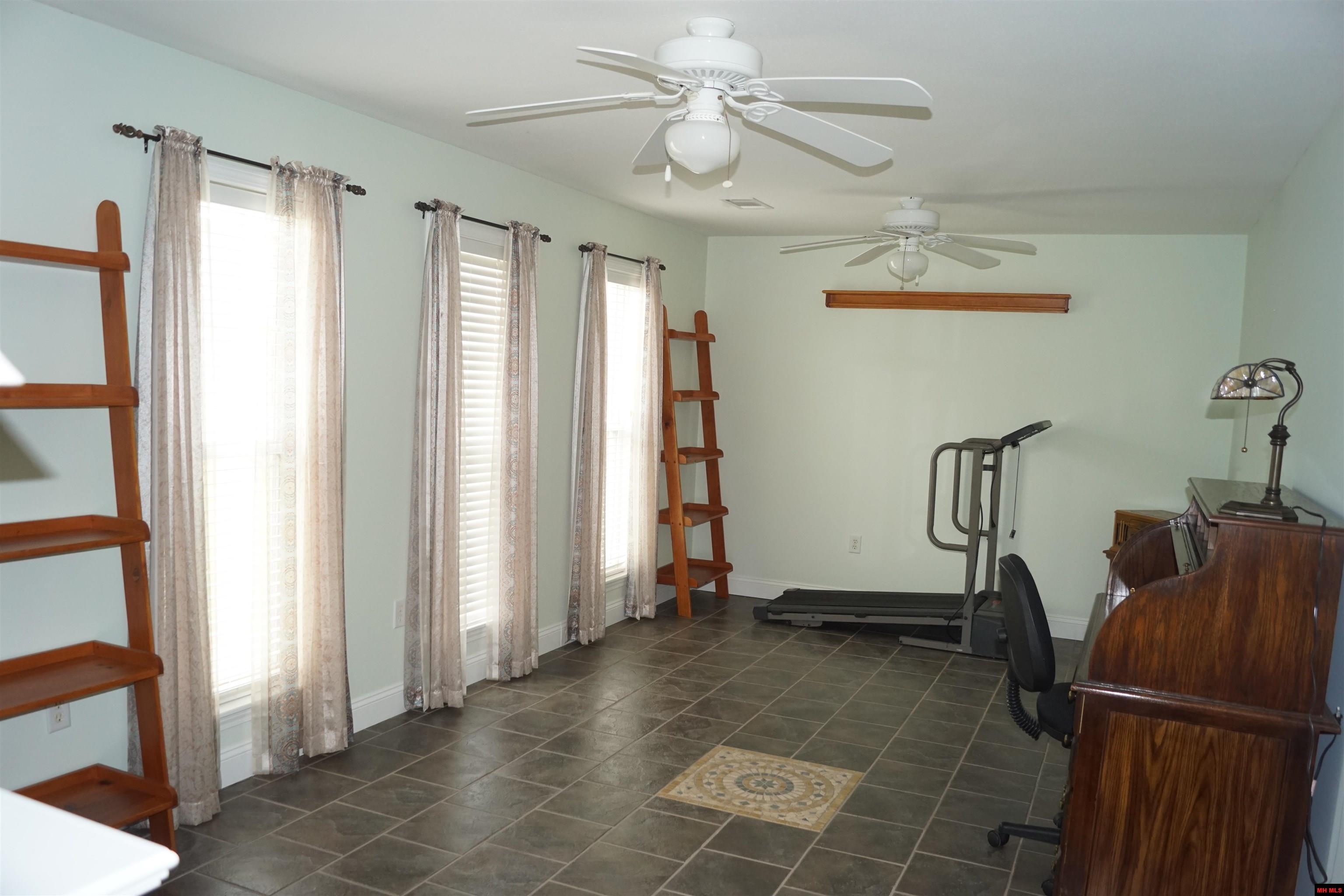 746 EMBASSY PARKWAY Mountain Home, AR