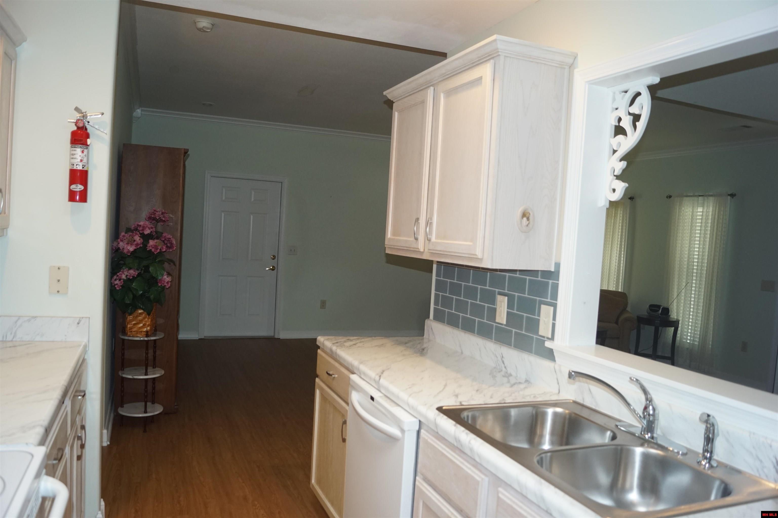 746 EMBASSY PARKWAY Mountain Home, AR