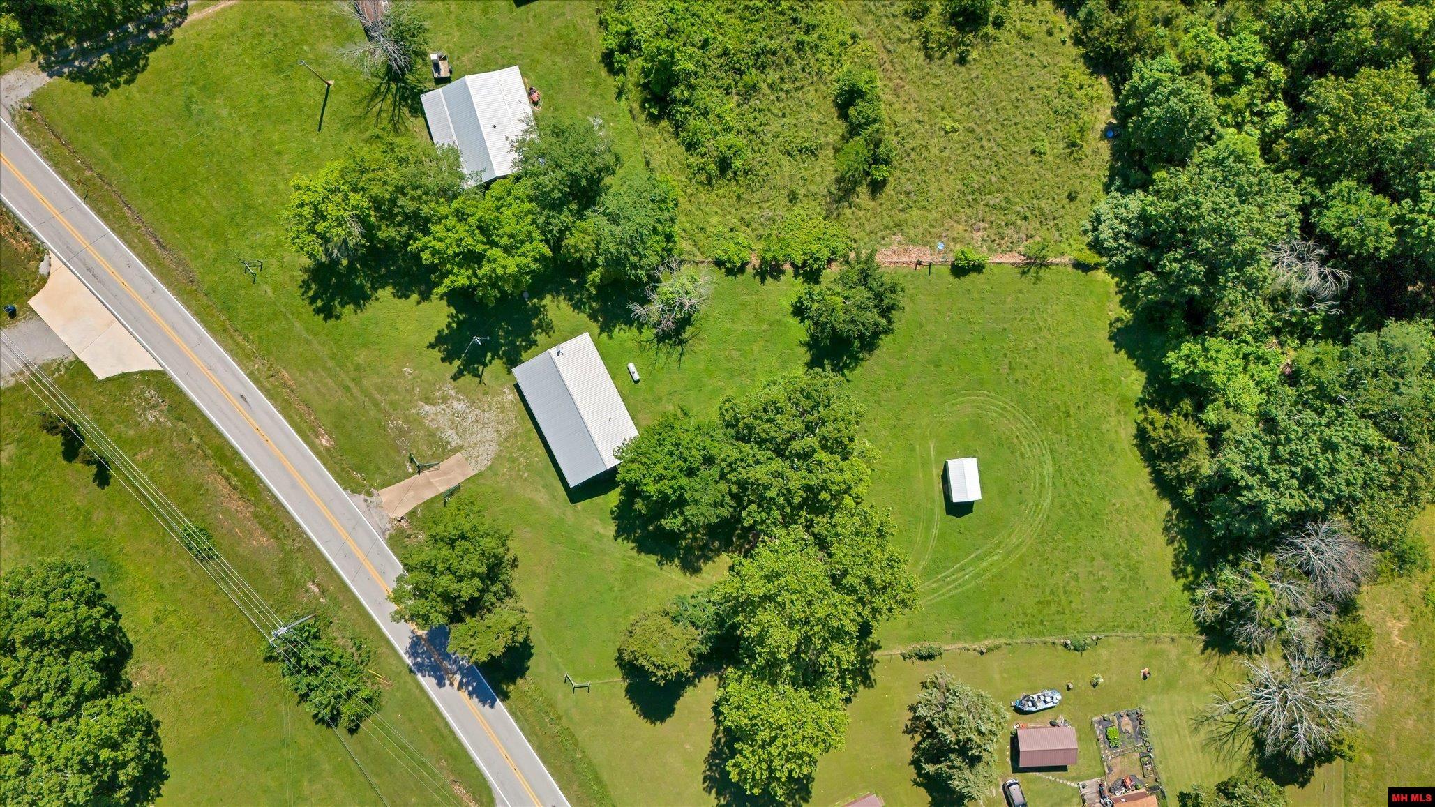 6052 OAKLAND ROAD Oakland, AR