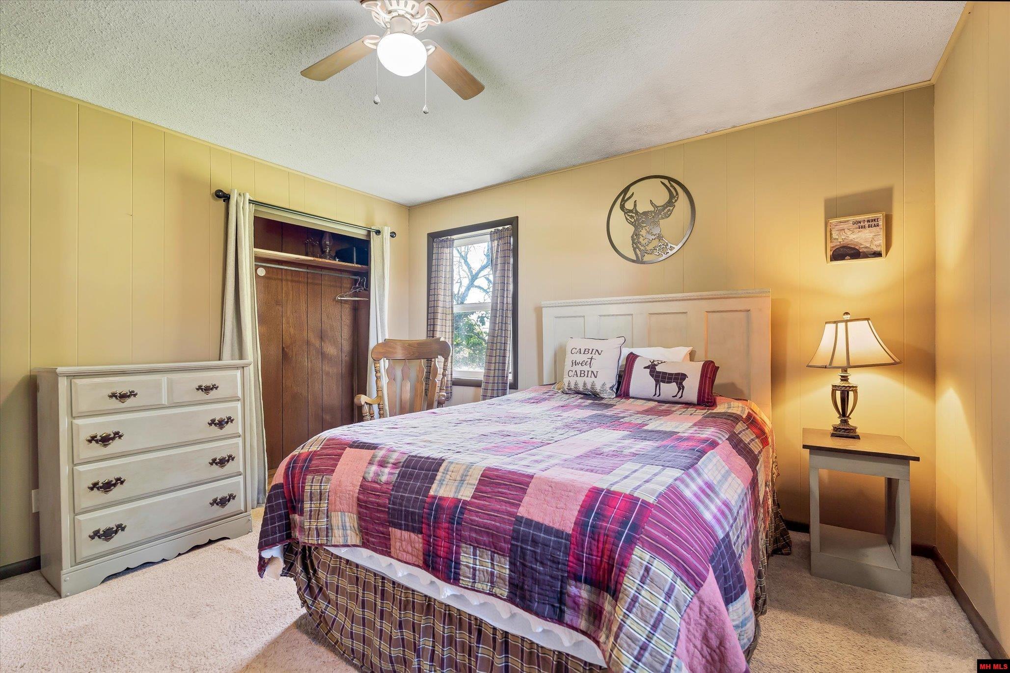 6052 OAKLAND ROAD Oakland, AR
