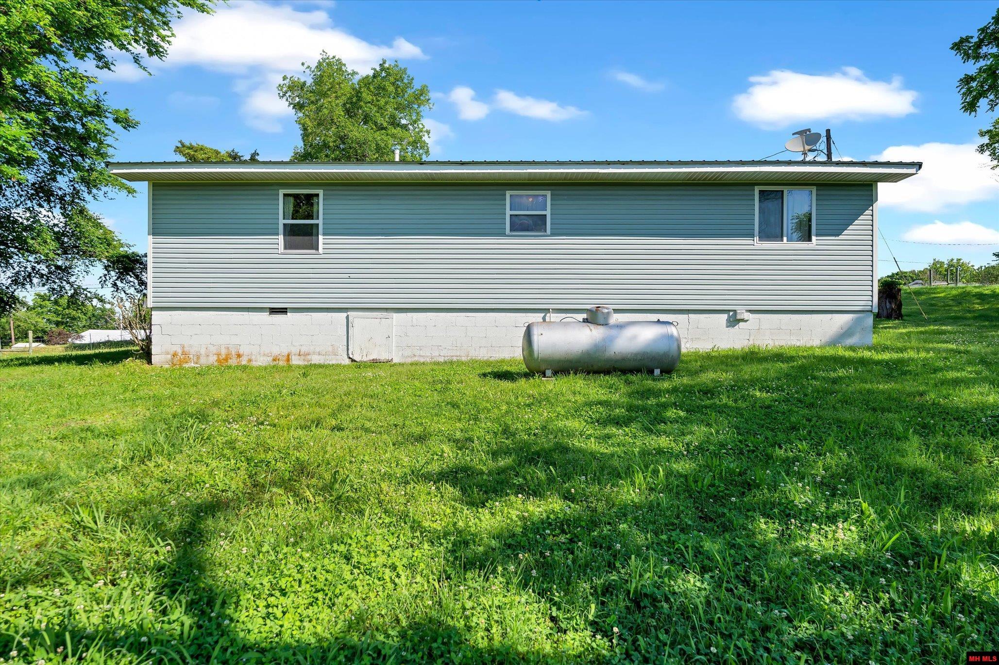 6052 OAKLAND ROAD Oakland, AR