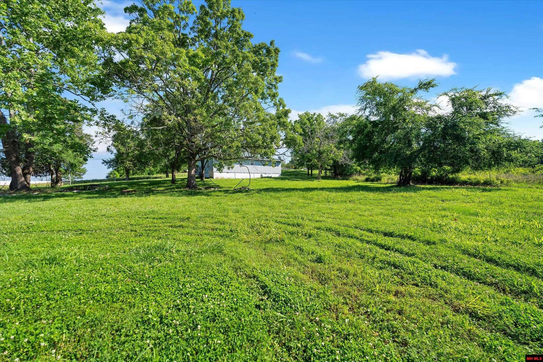 6052 OAKLAND ROAD Oakland, AR