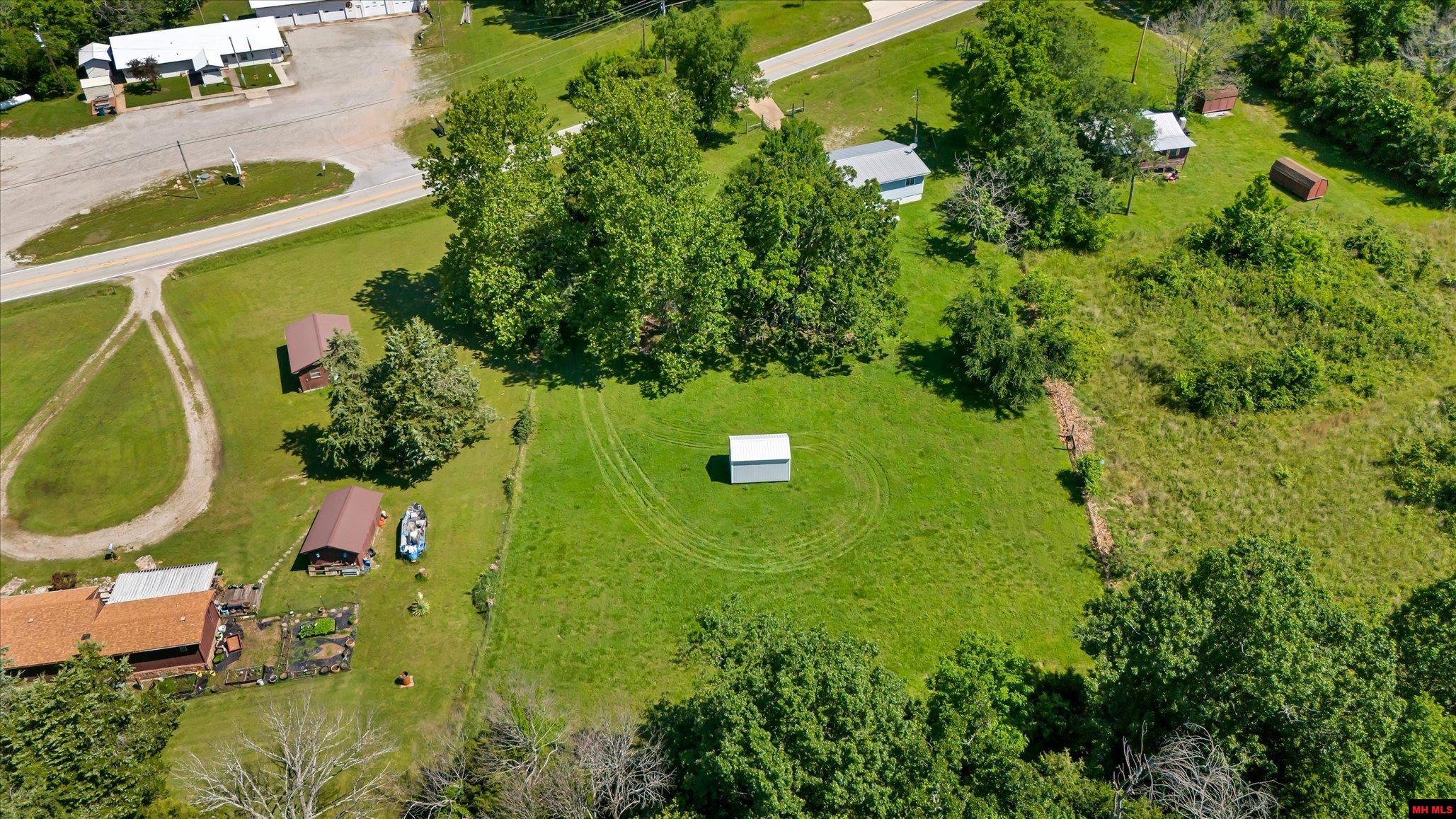6052 OAKLAND ROAD Oakland, AR