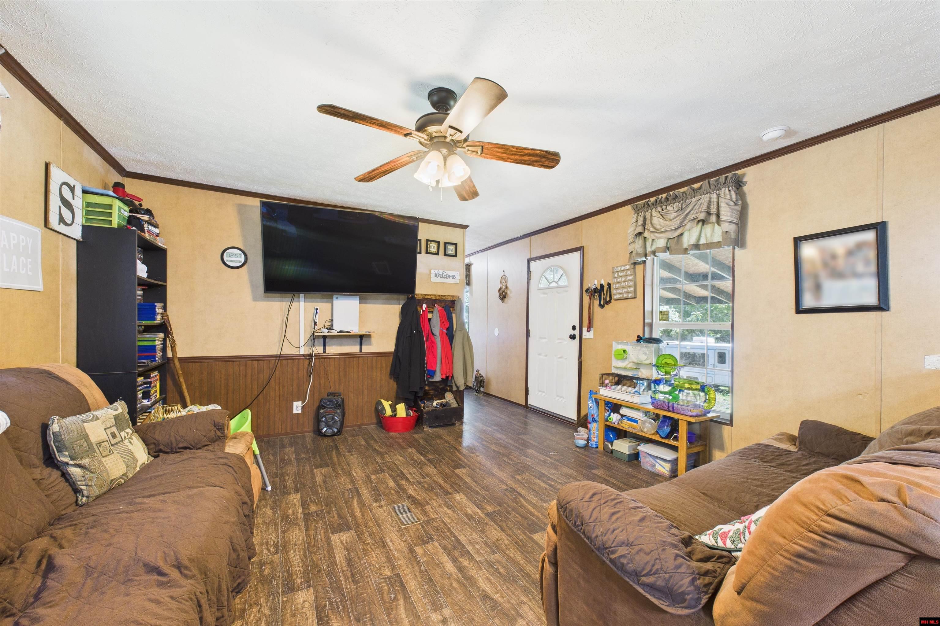 317 MC 4030 Everton, AR