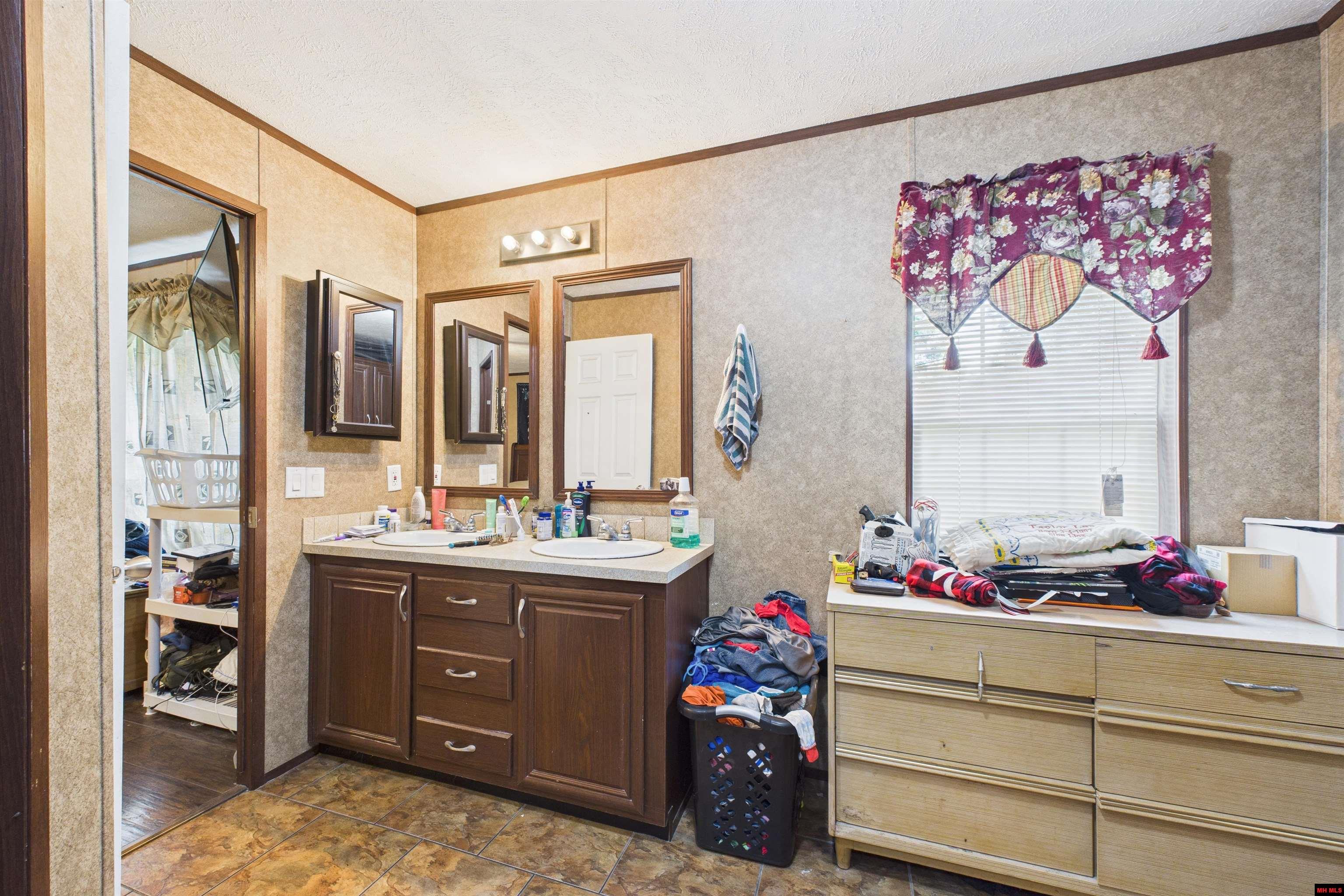 317 MC 4030 Everton, AR