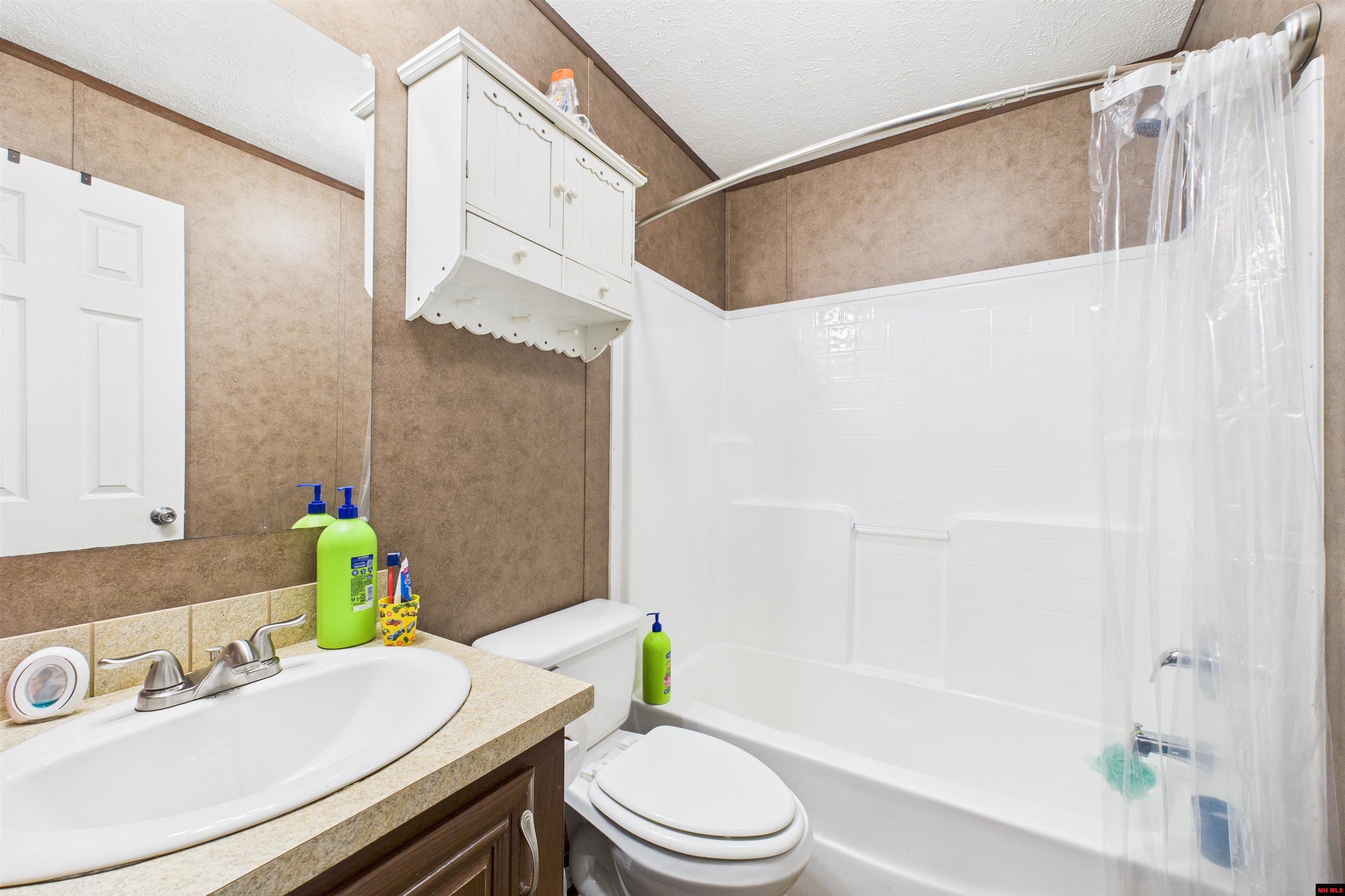 317 MC 4030 Everton, AR