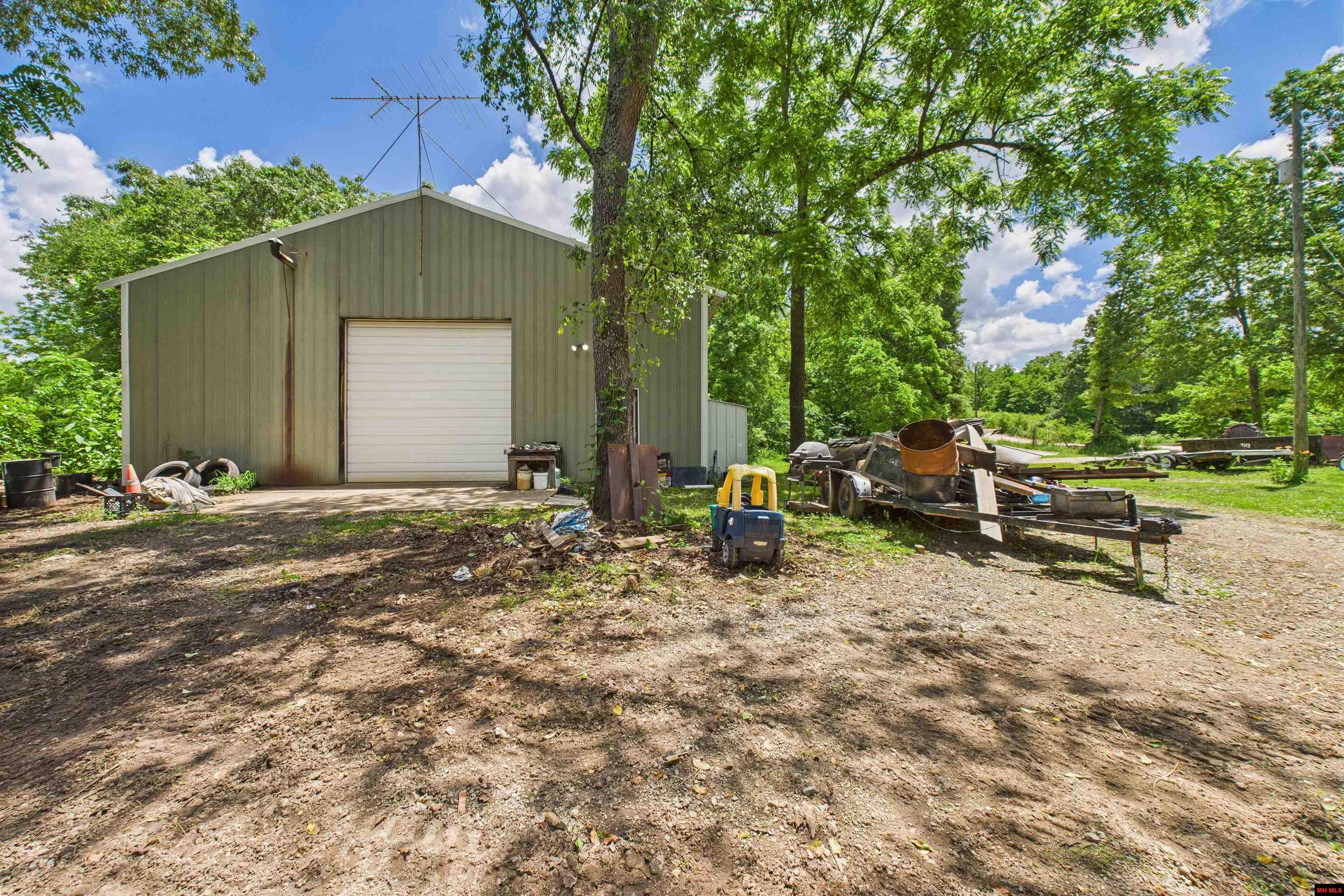 317 MC 4030 Everton, AR