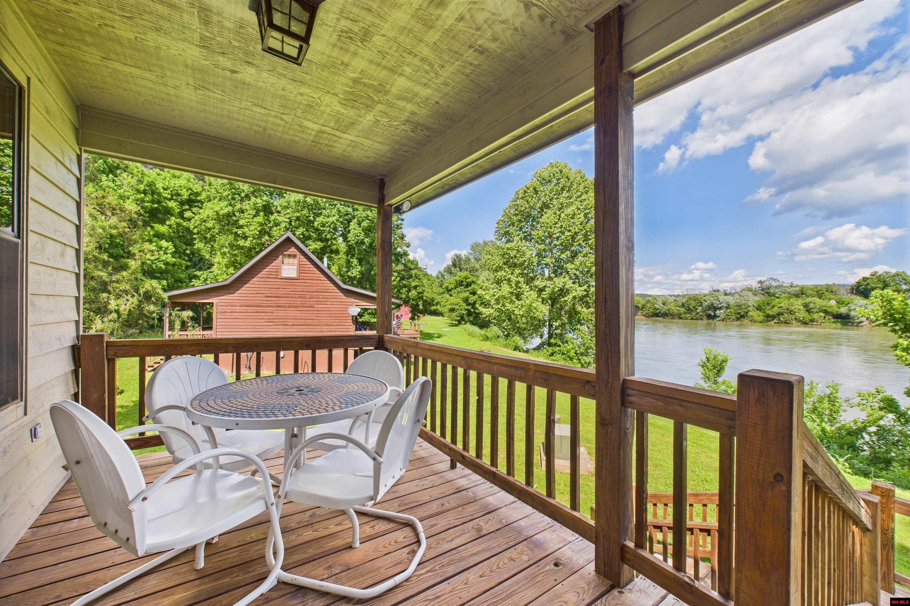 1 Mullett's Landing Road