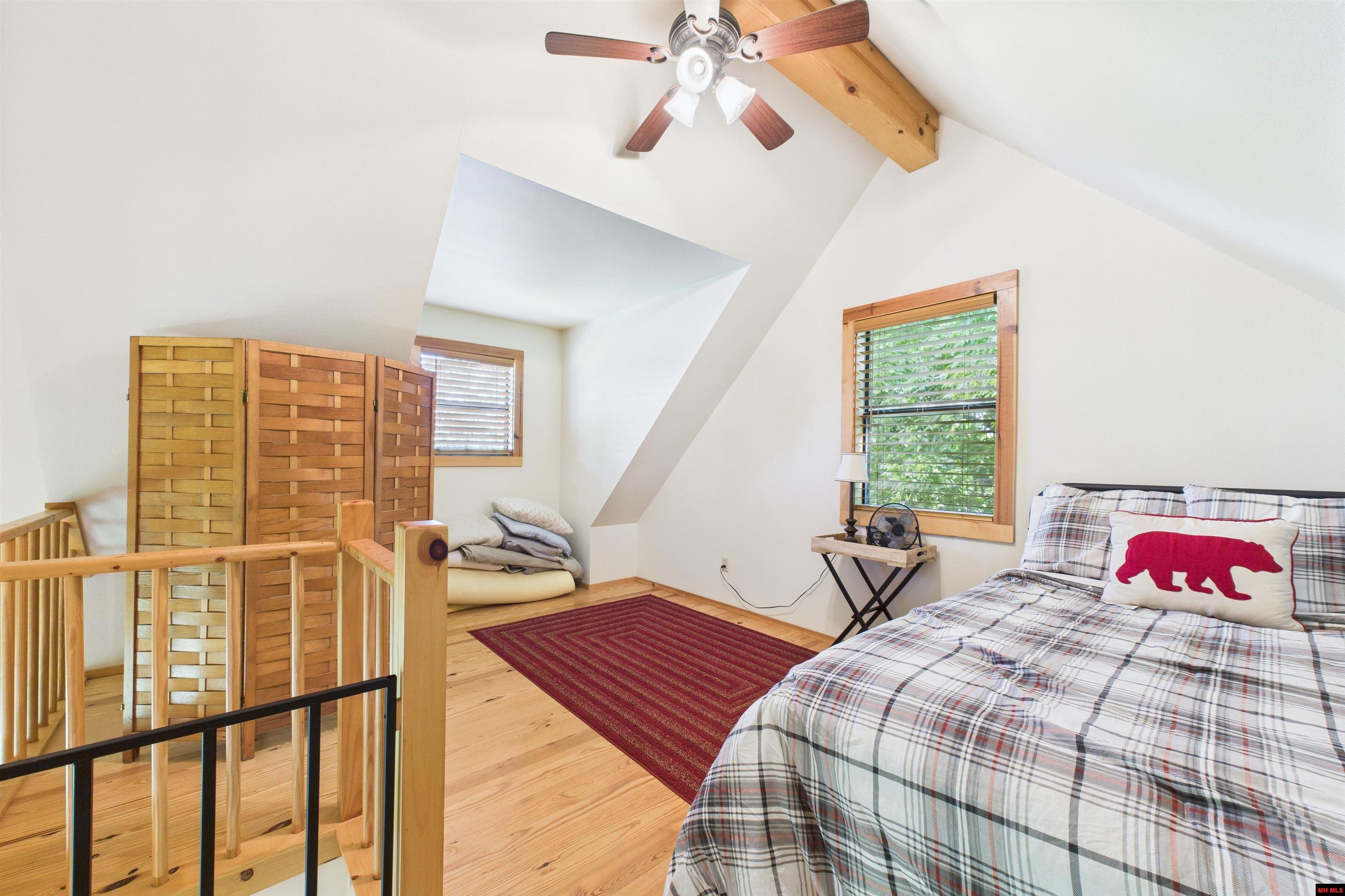 1 Mullett's Landing Road