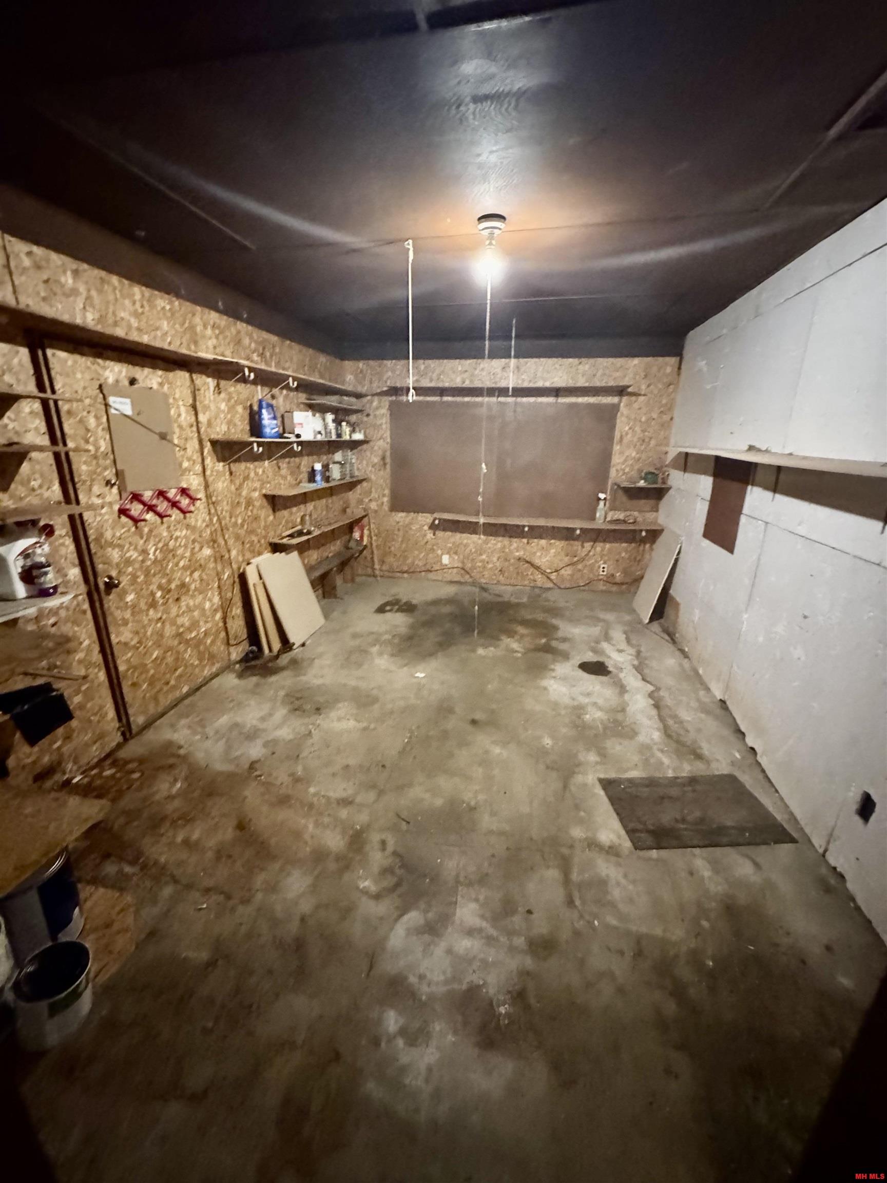 103 W SOUTH STREET Flippin, AR