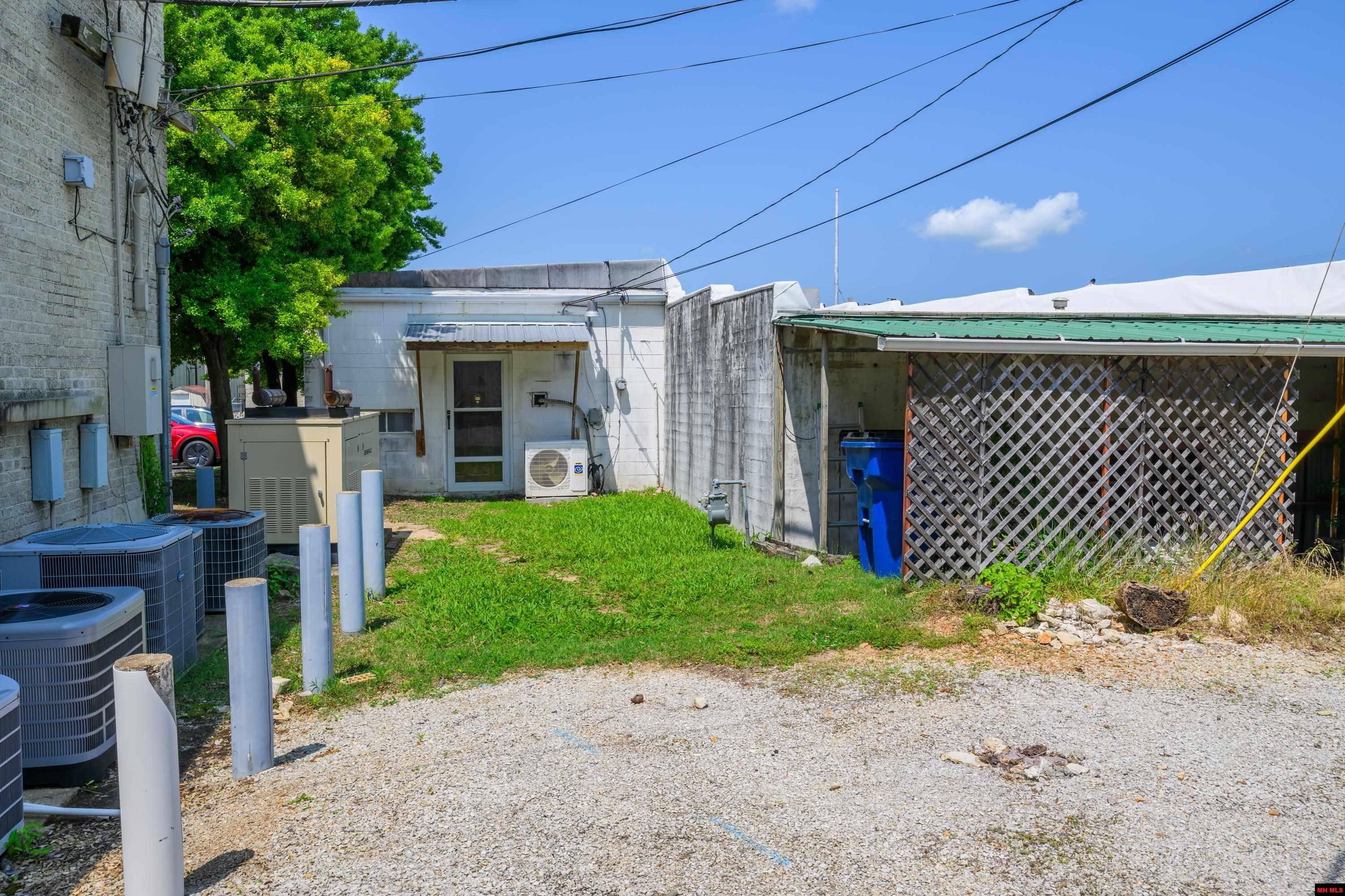 813 S MAIN STREET Mountain Home, AR